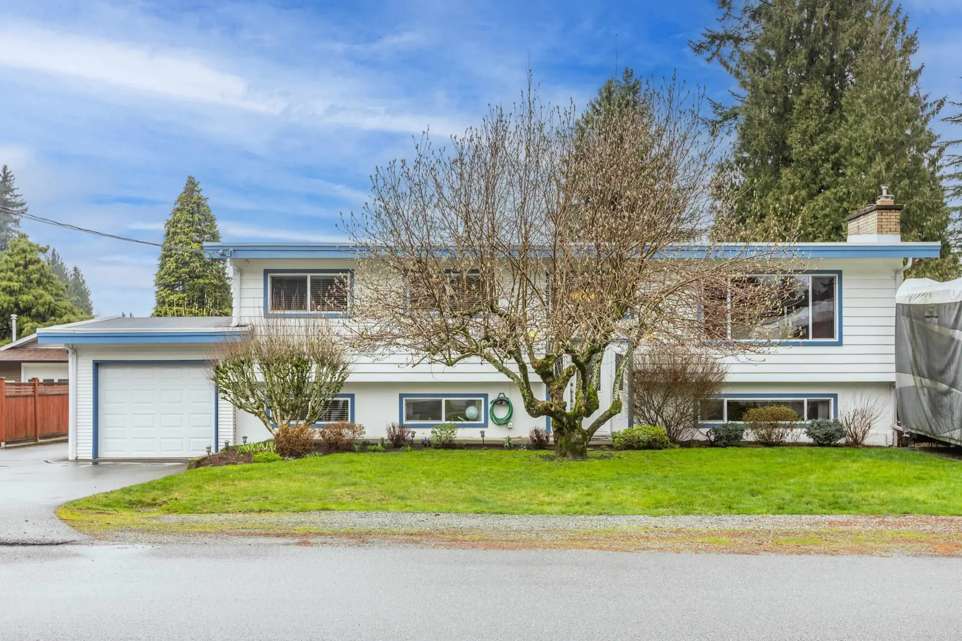 Property at 33341 Lynn Avenue, Abbotsford, BC