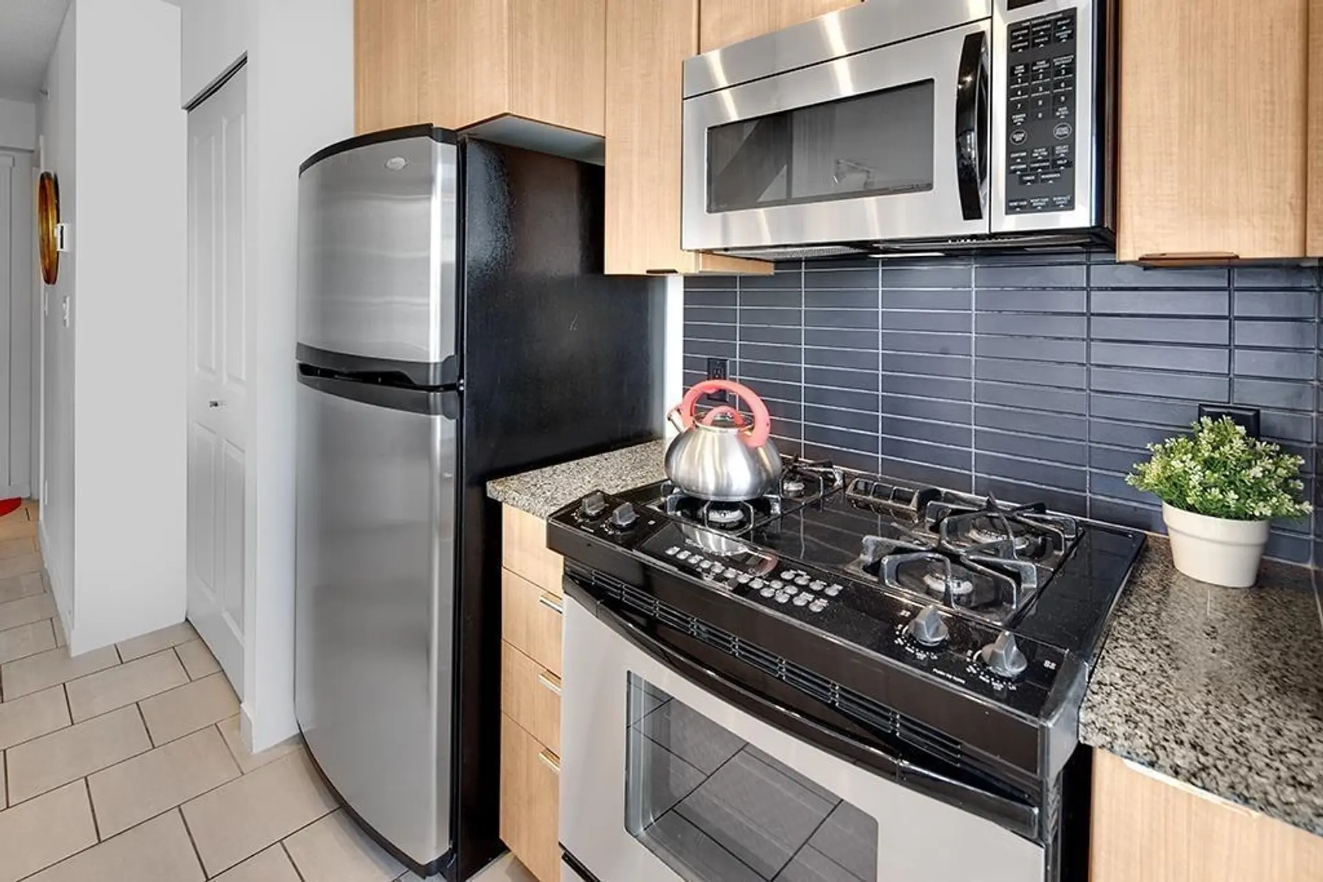 #1708 1001 Richards Street - Image 8