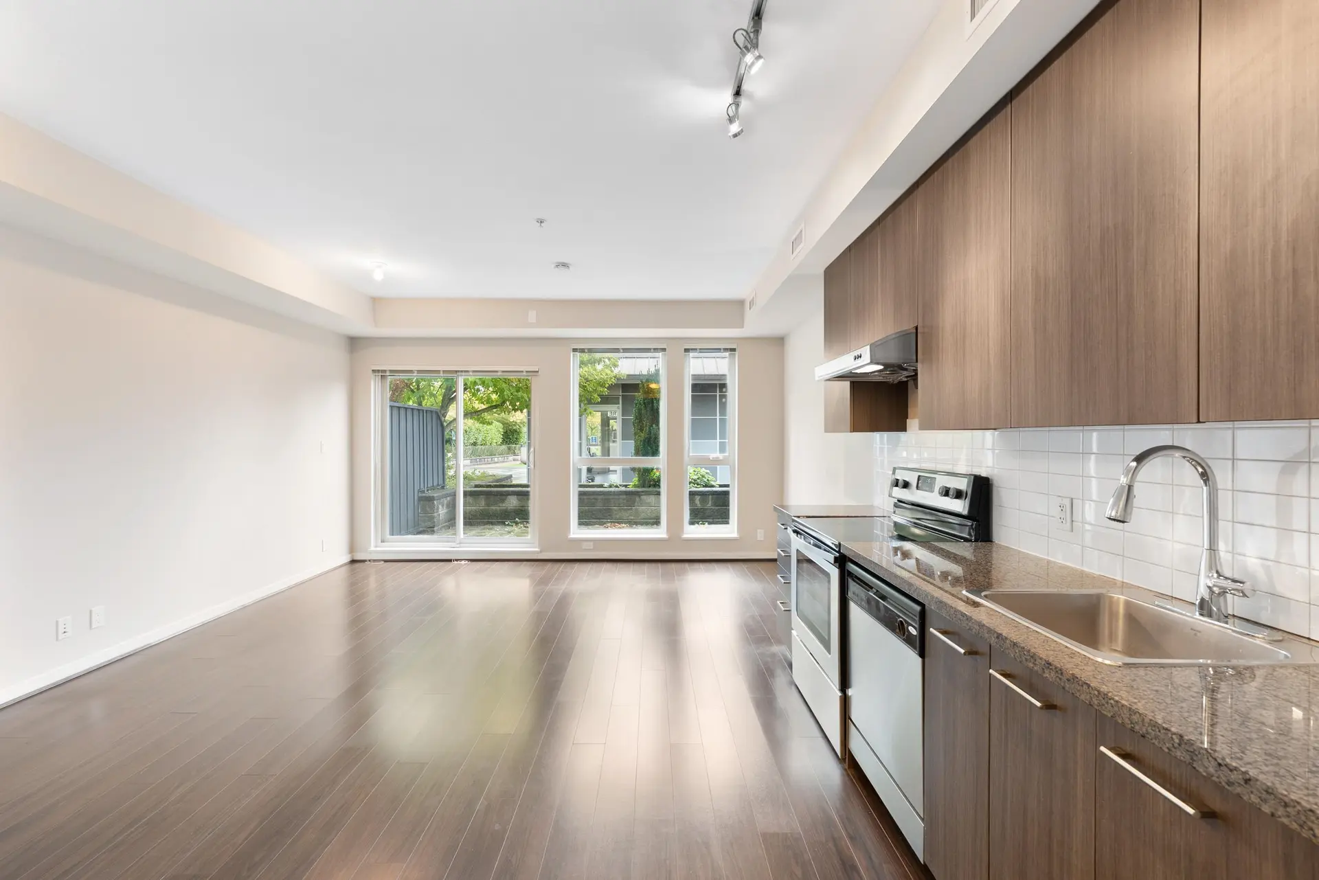 Property at #282 4133 Stolberg Street, Richmond, BC