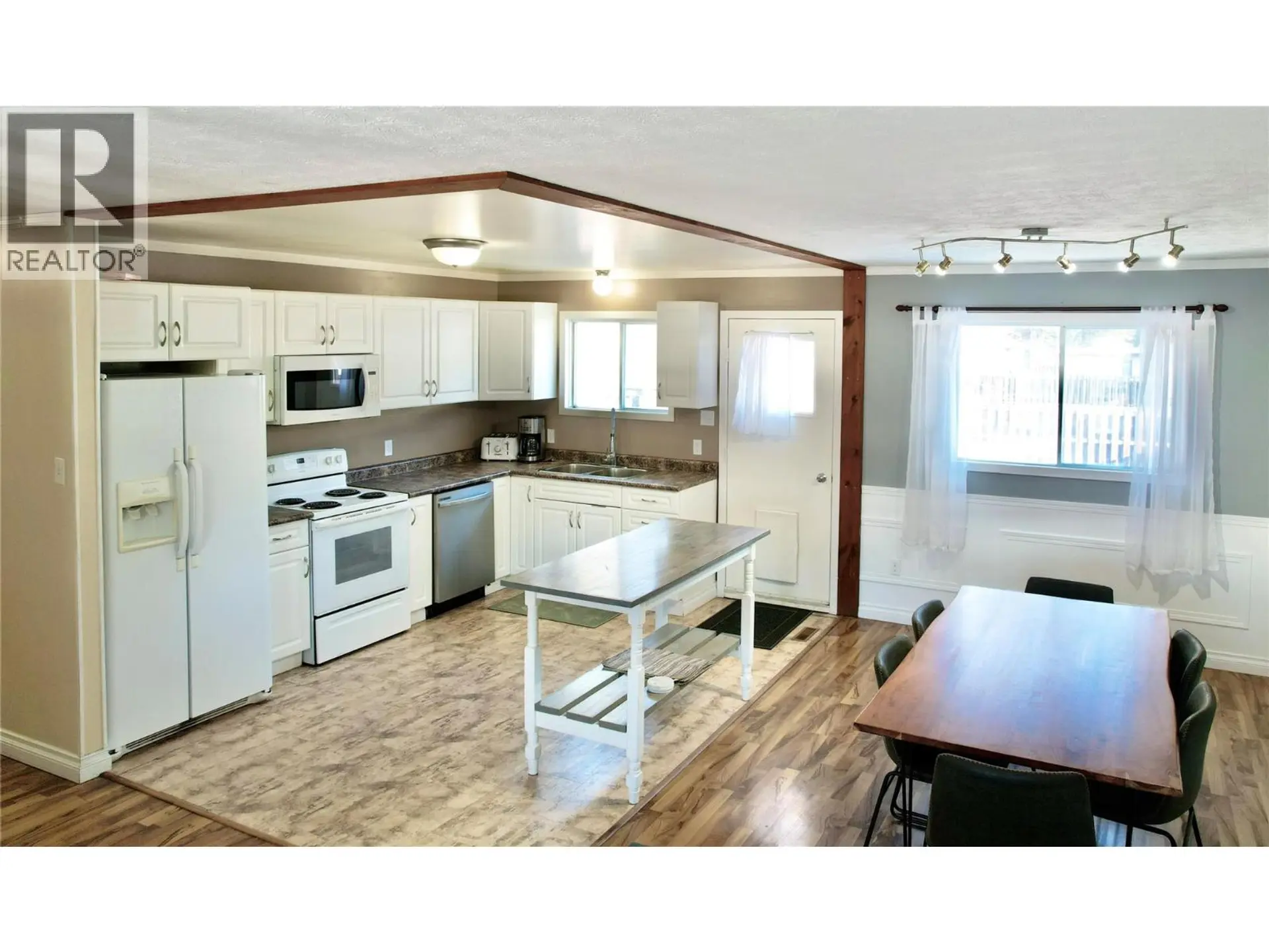116 Wolverine Avenue - Image 2