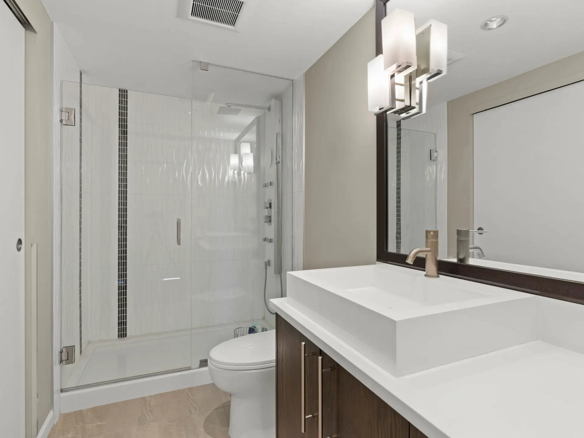 #904 2288 Pine Street - Image 12