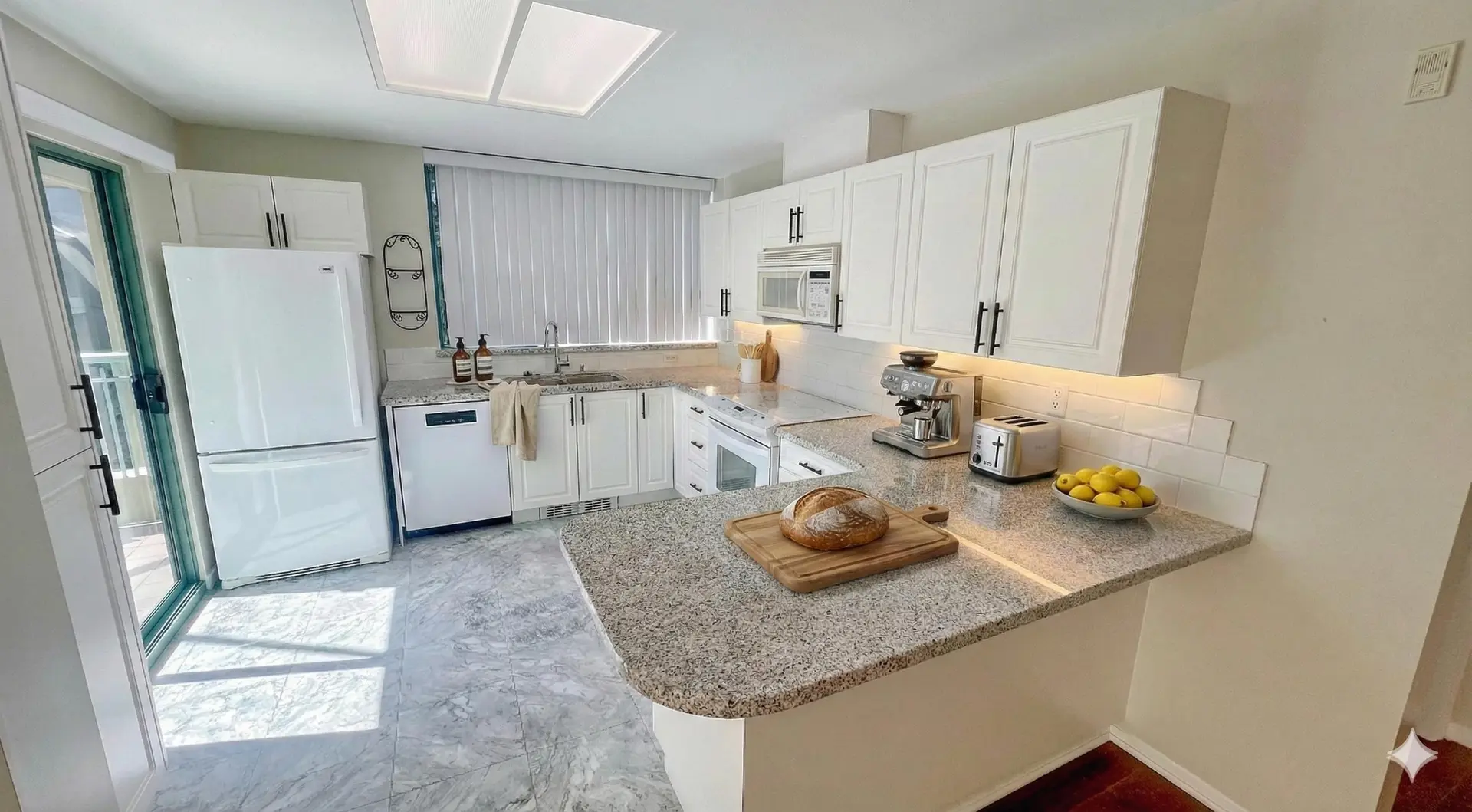 #407 1765 Martin Drive - Image 6