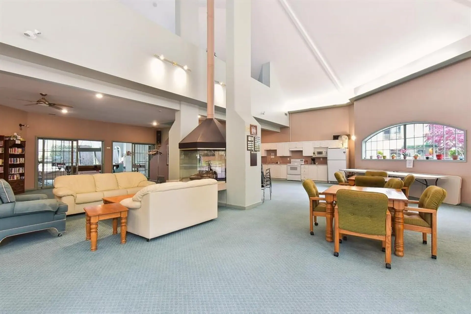 #407 1765 Martin Drive - Image 16