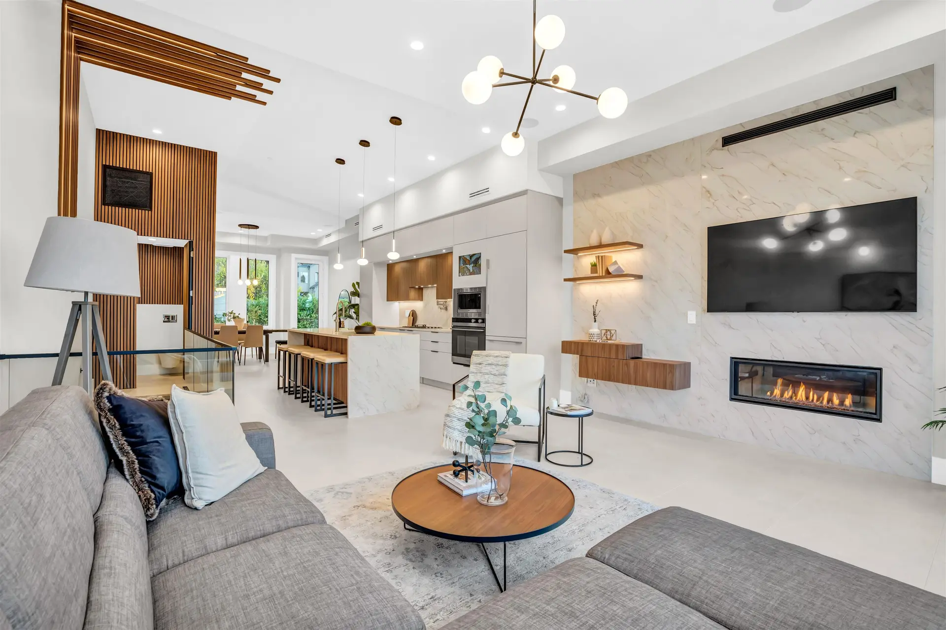 Property at 2380 Marine Drive, West Vancouver, BC