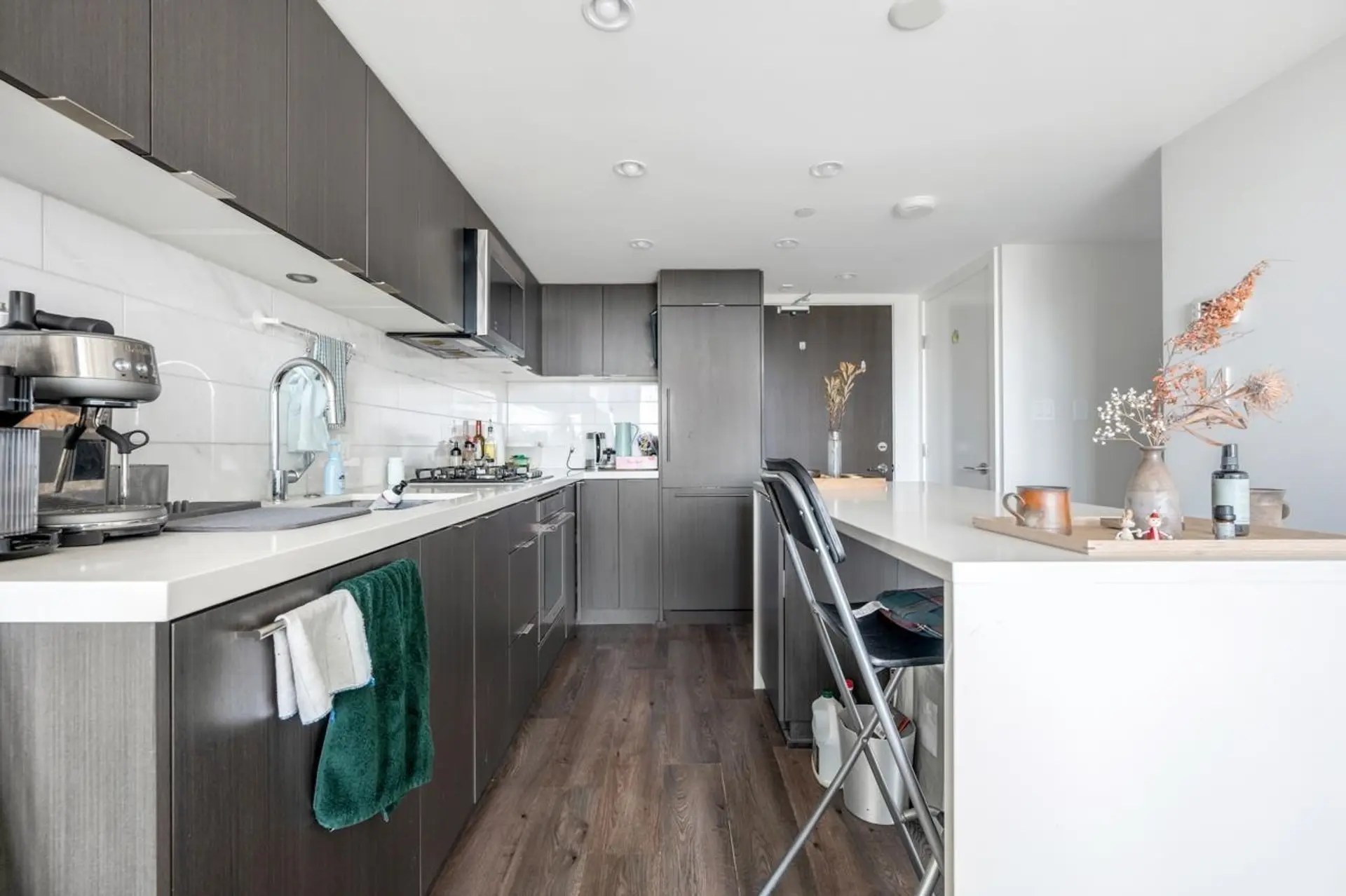 #408 8238 Lord Street - Image 6