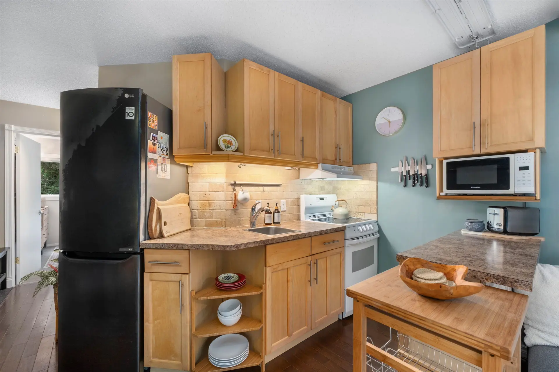 #4 2126 Sarajevo Drive - Image 3