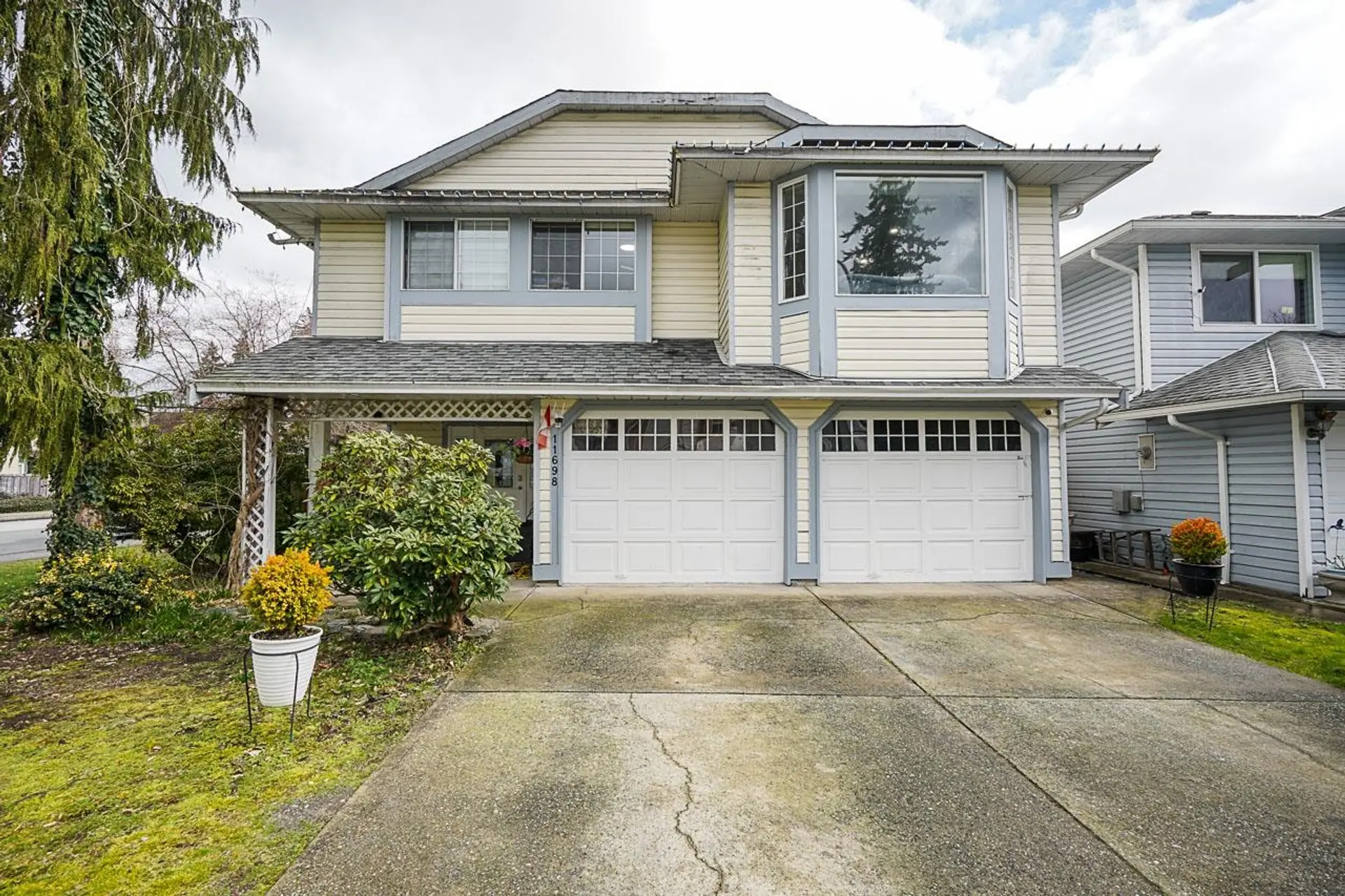 Property at 11698 206a Street, Maple Ridge, BC