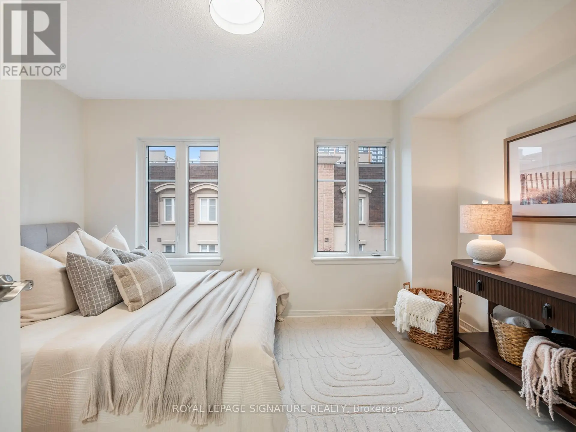 #712 42 WESTERN BATTERY ROAD - Image 11