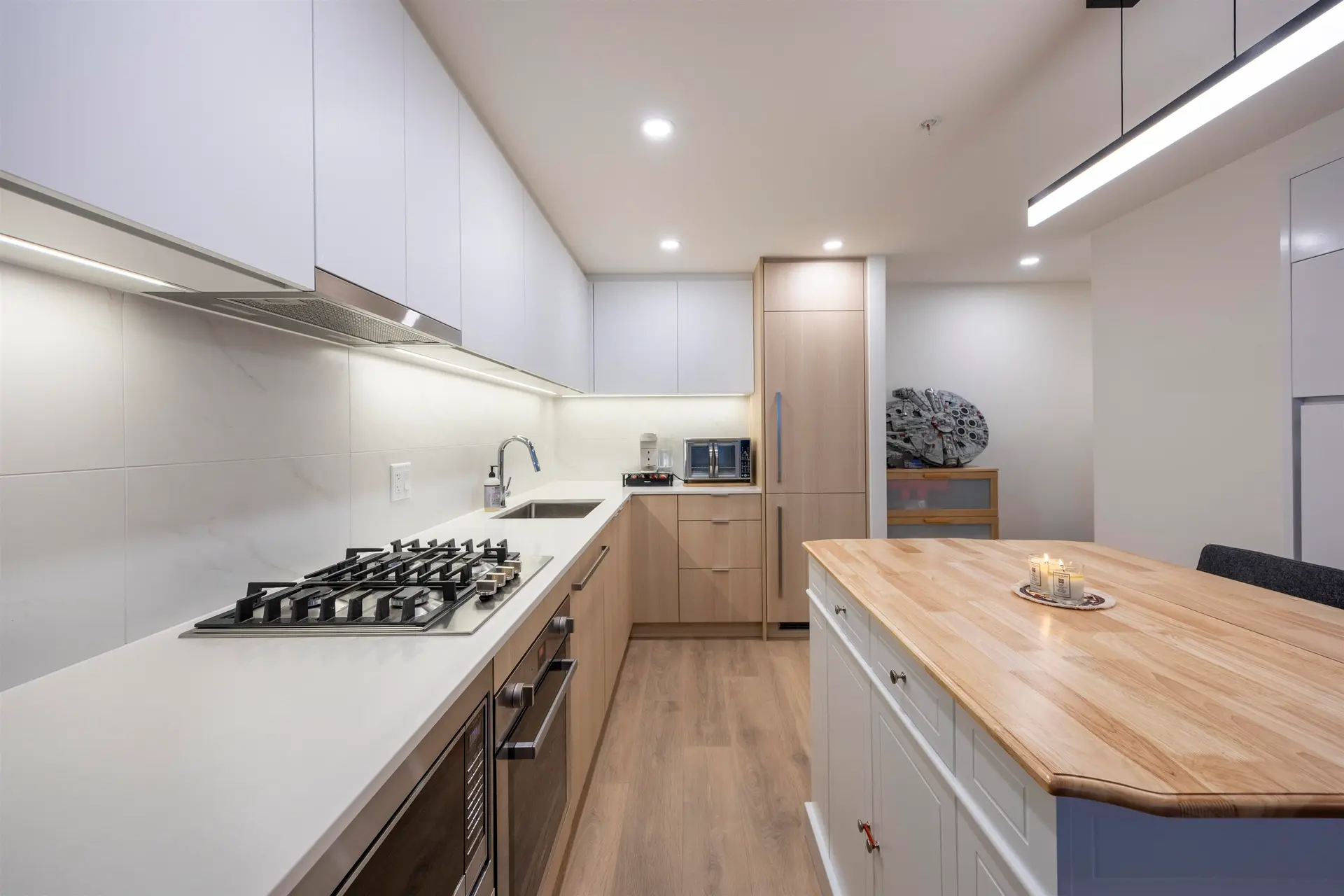 #1205 318 Alderson Avenue - Image 5