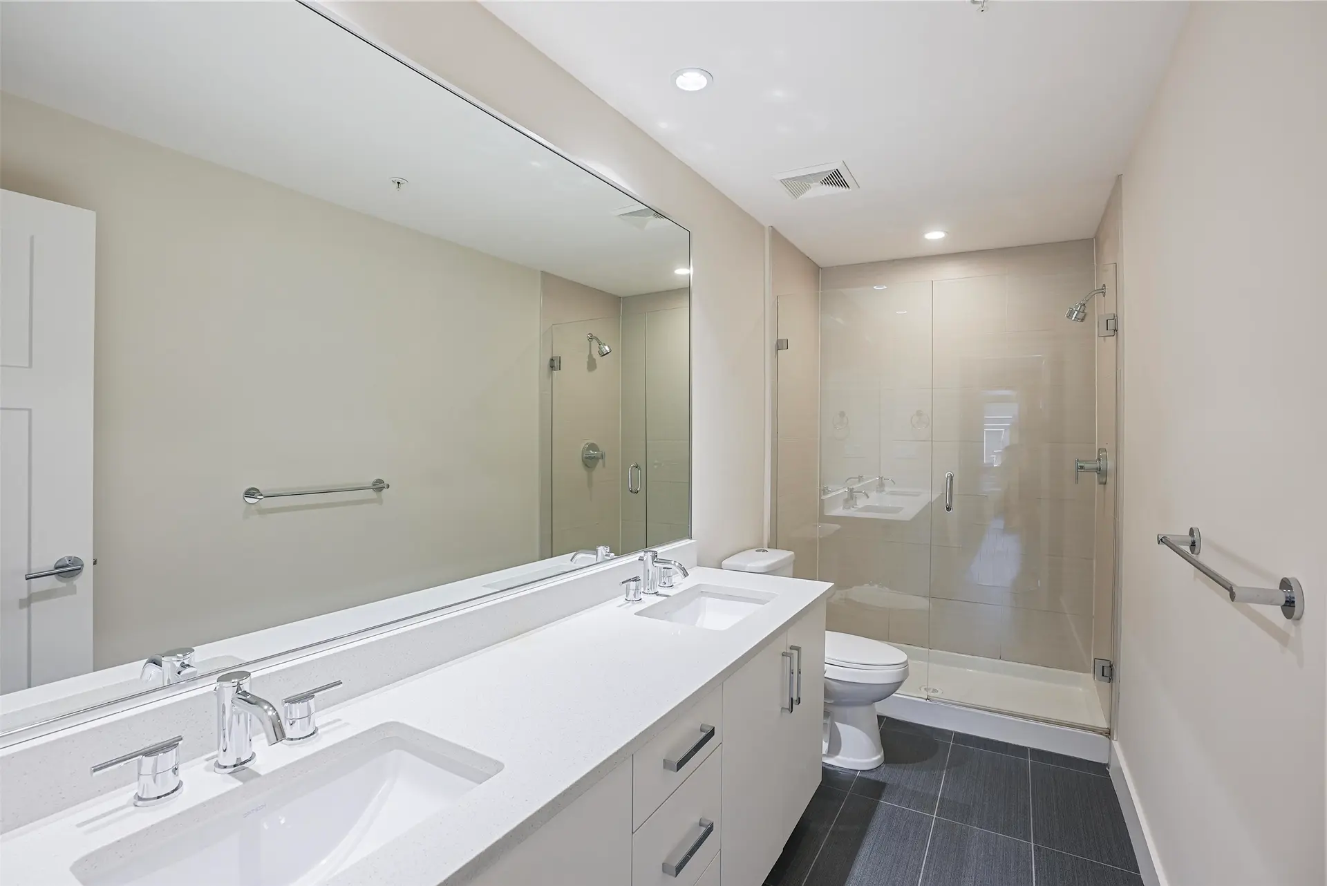 #208 14885 60 Avenue - Image 13