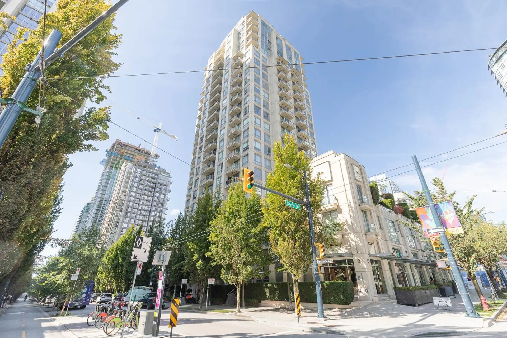 Property at #809 1225 Richards Street, Vancouver, BC