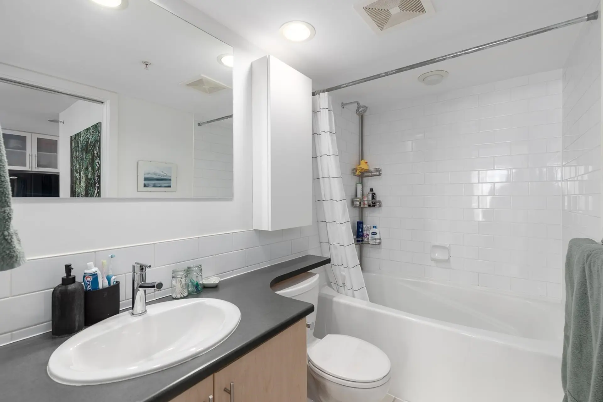 #809 1225 Richards Street - Image 10