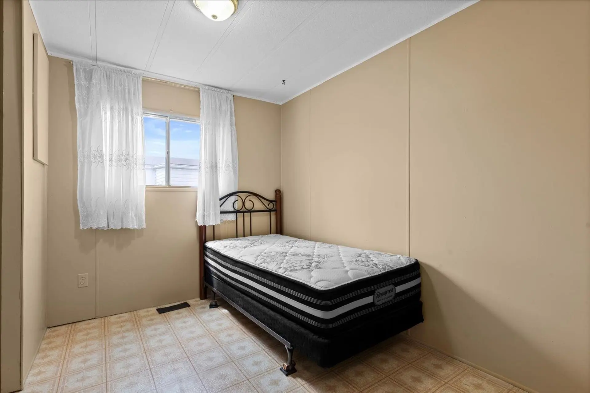 #33 9055 Ashwell Road - Image 11