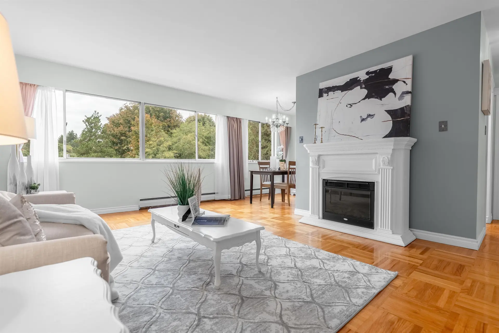 Property at #402 1750 Esquimalt Avenue, West Vancouver, BC