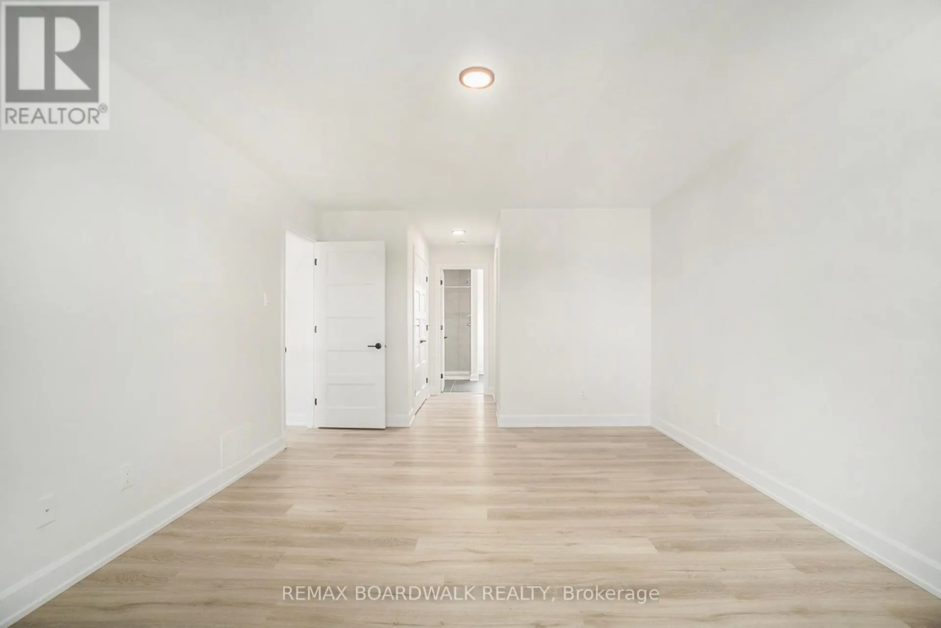 619 GENEVA CRESCENT - Image 13