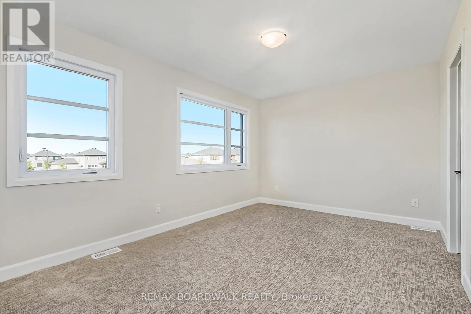 1035 CHABLIS CRESCENT - Image 13