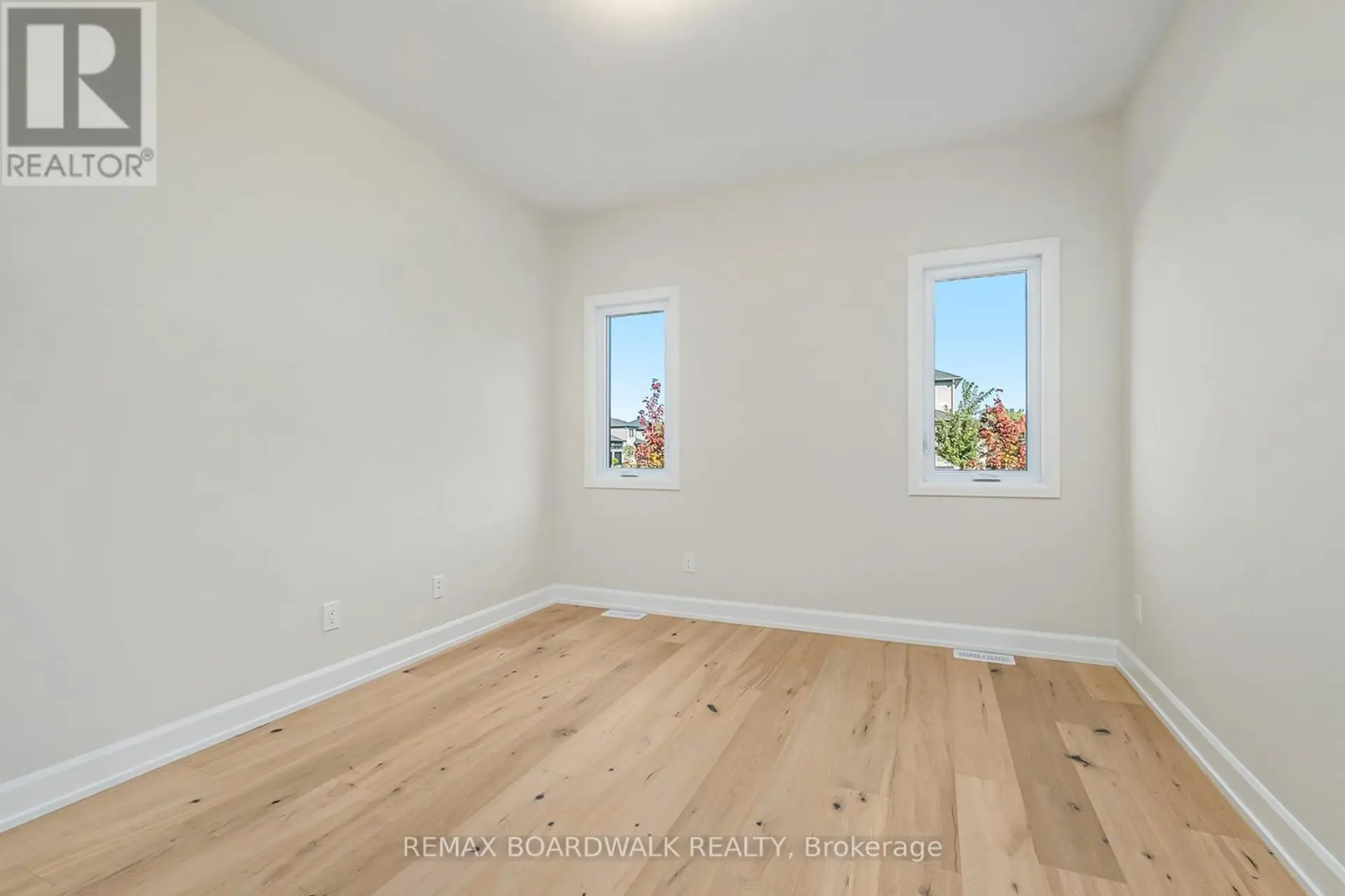 1035 CHABLIS CRESCENT - Image 7
