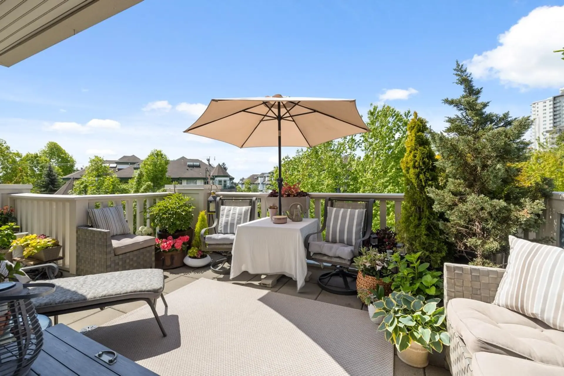 Property at #302 15392 16a Avenue, Surrey, BC