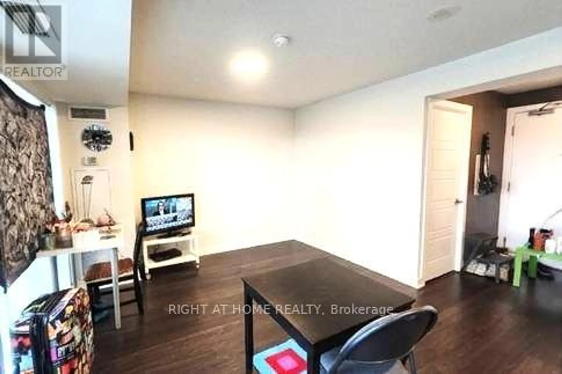 #809 100 WESTERN BATTERY ROAD - Image 7