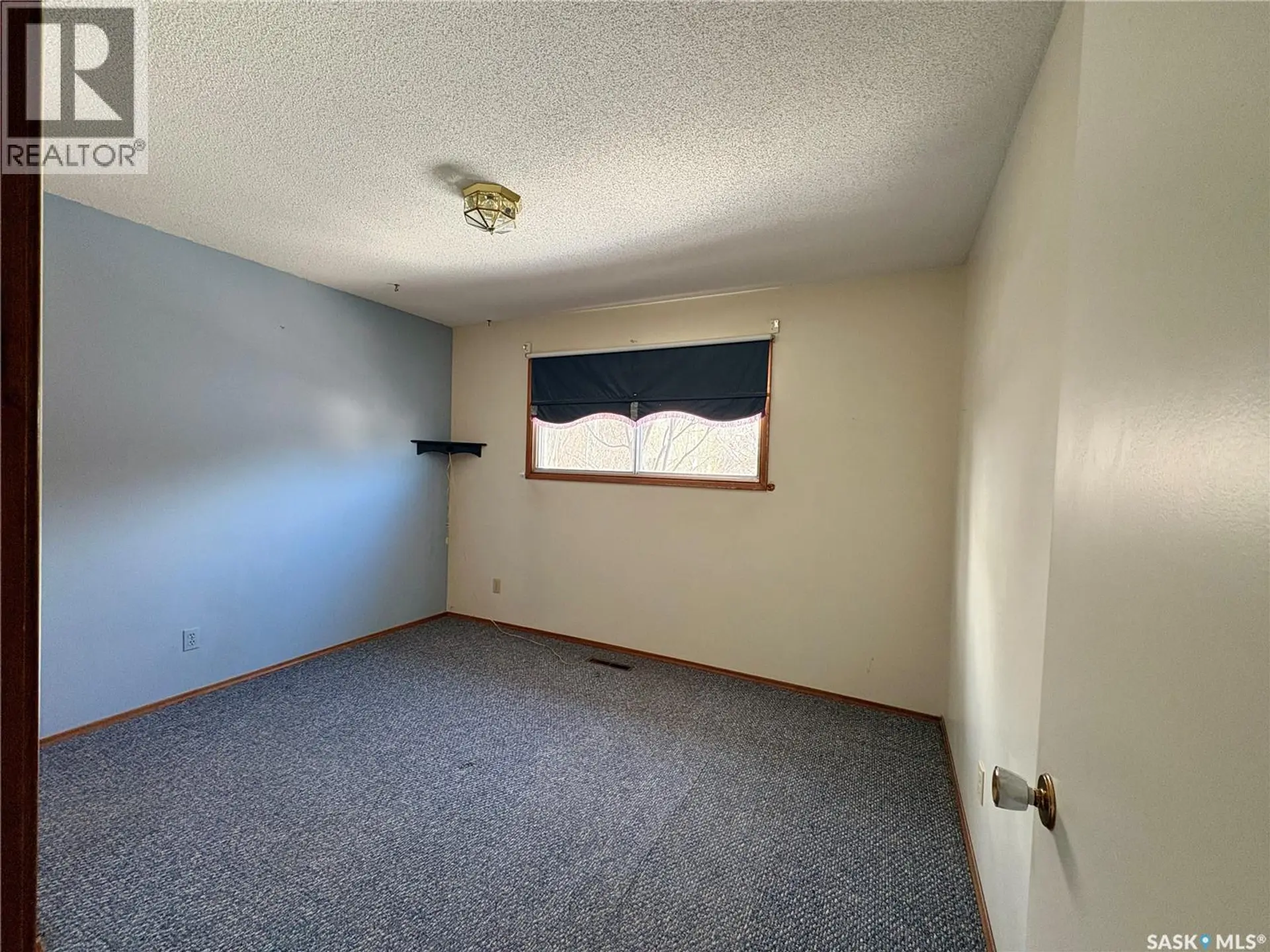 480 8th AVENUE SE - Image 10
