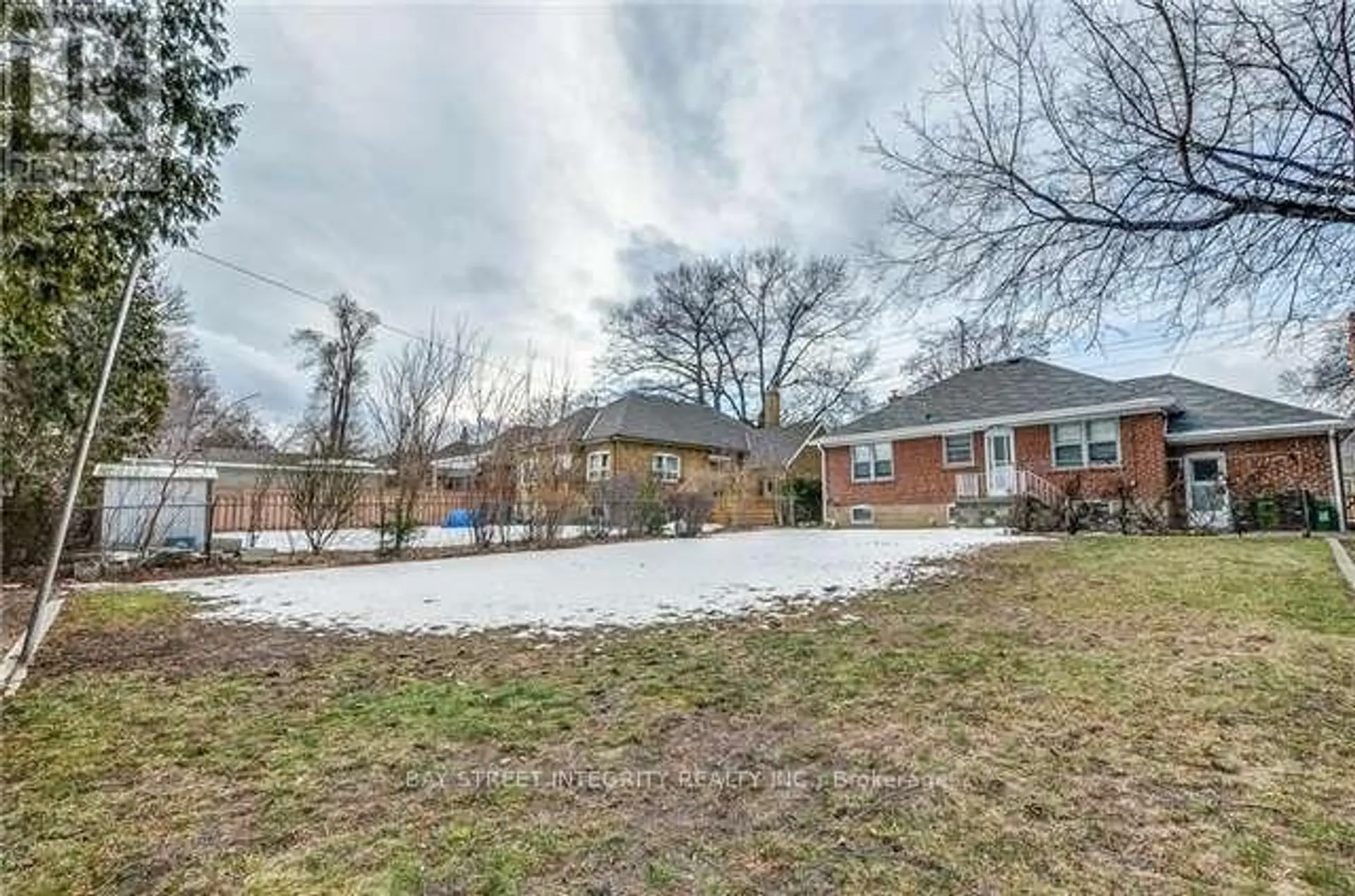 889 ROYAL YORK ROAD - Image 20
