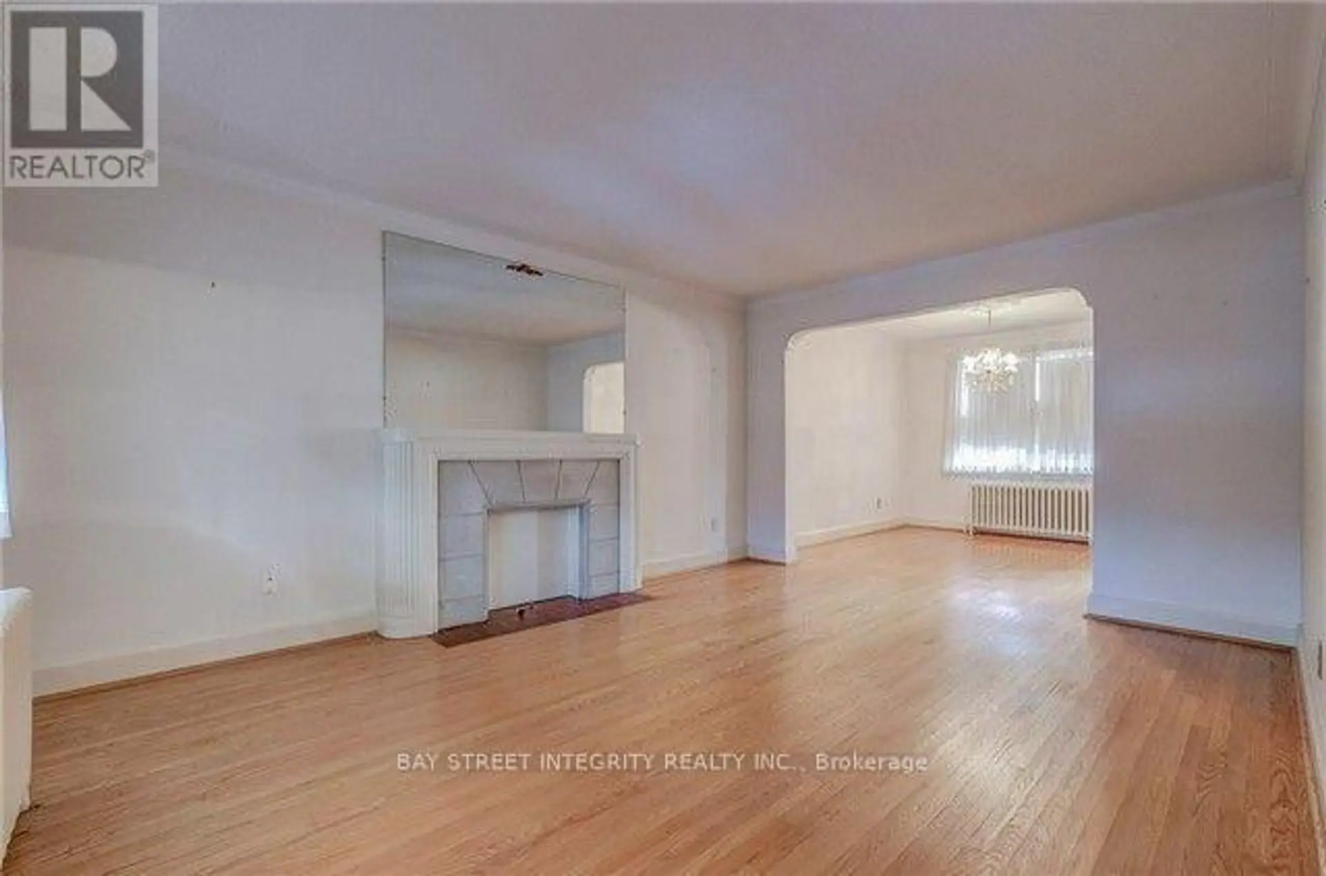 889 ROYAL YORK ROAD - Image 5