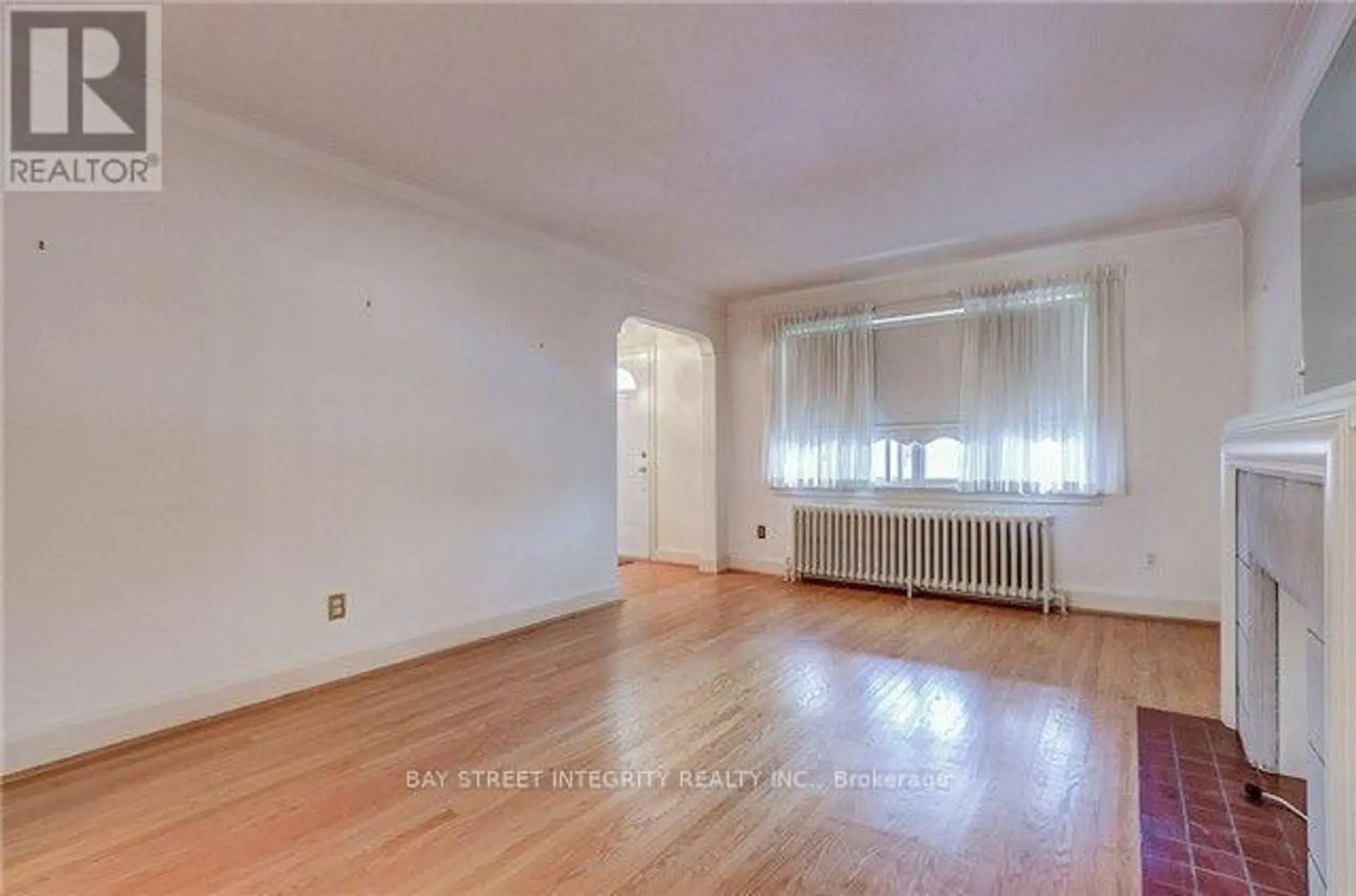 889 ROYAL YORK ROAD - Image 6