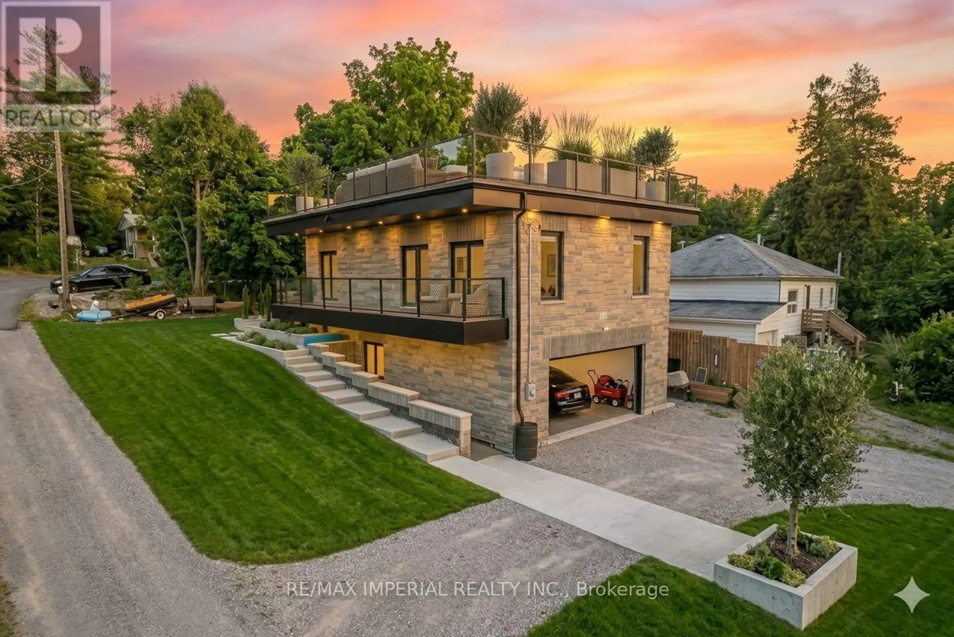 31 SILVER BIRCH STREET - Image 1
