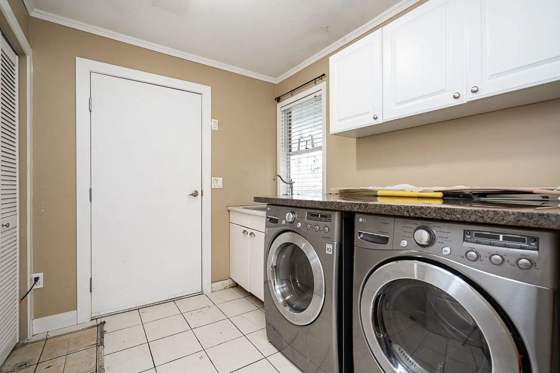 13032 61 Avenue - Image 8