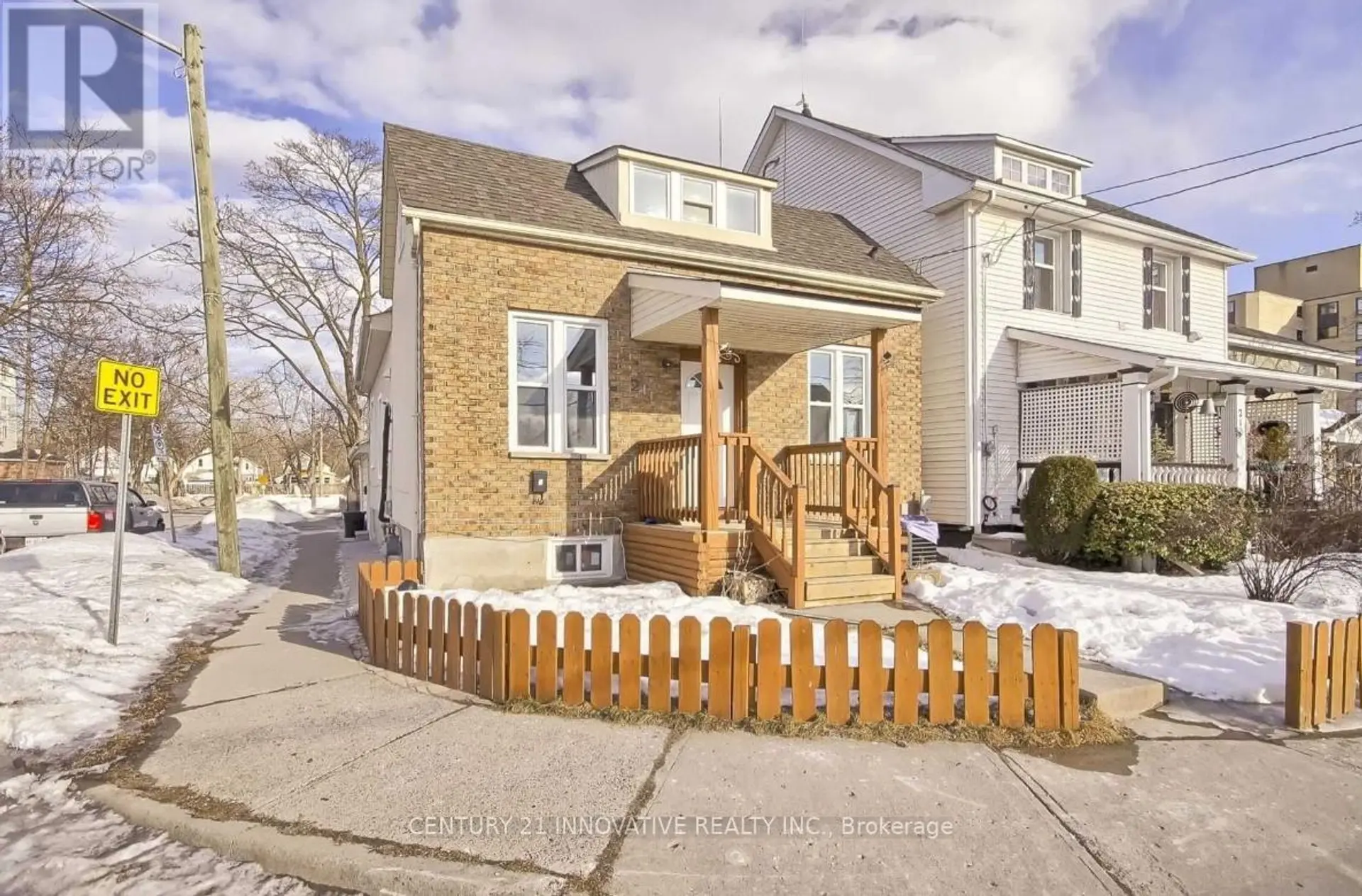 211 ALBERT STREET - Image 1