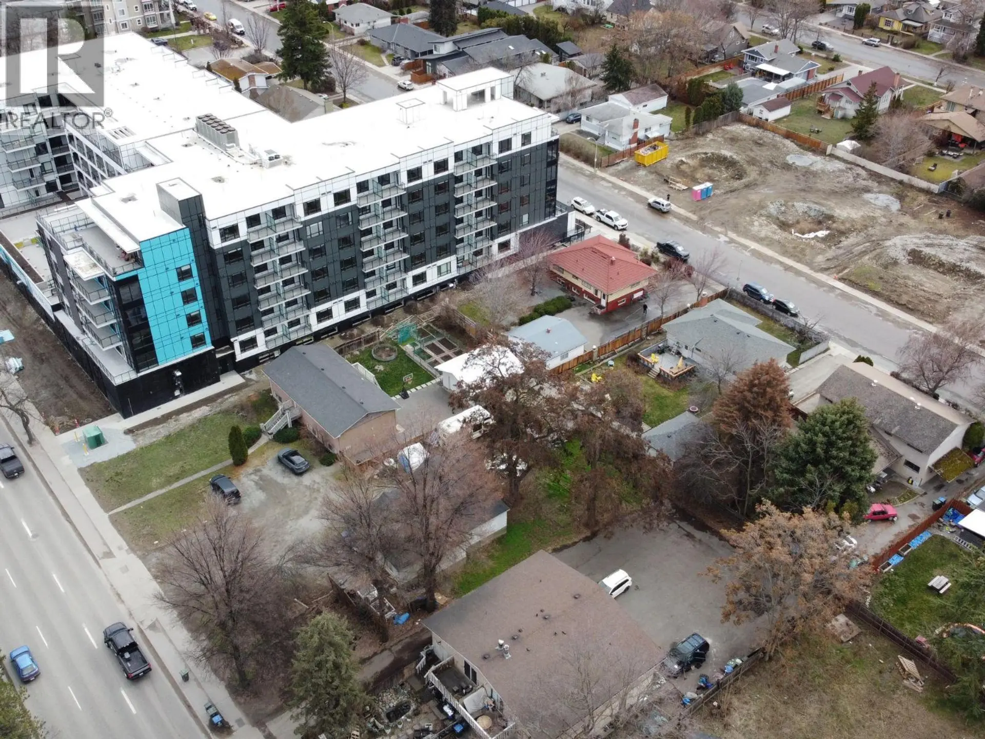 Property at 787-789 HARVEY Avenue, Kelowna, BC