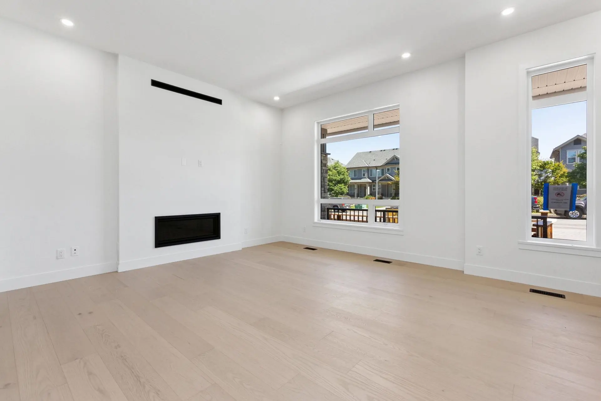 20333 77a Street - Image 4