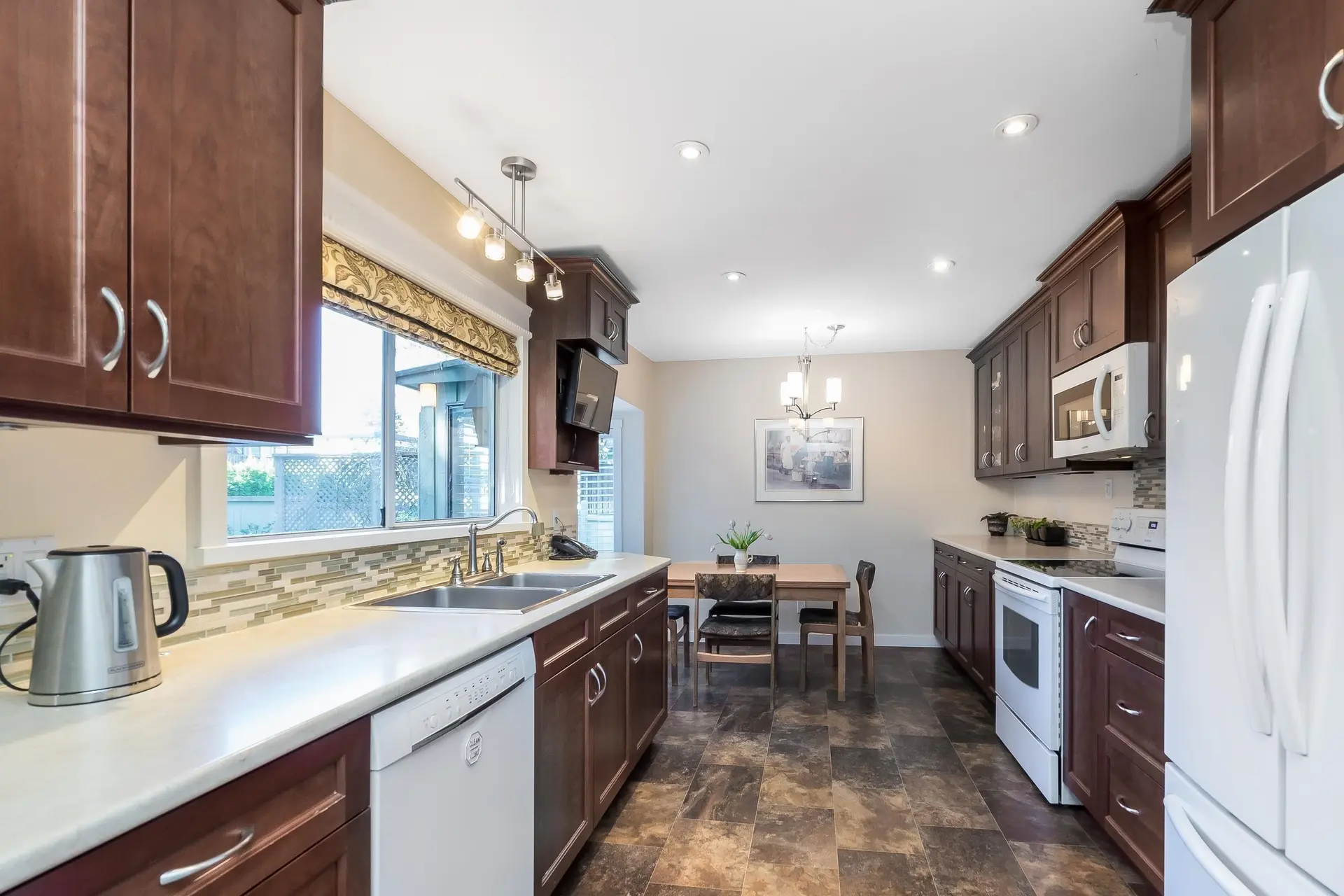 11564 97 Avenue - Image 4