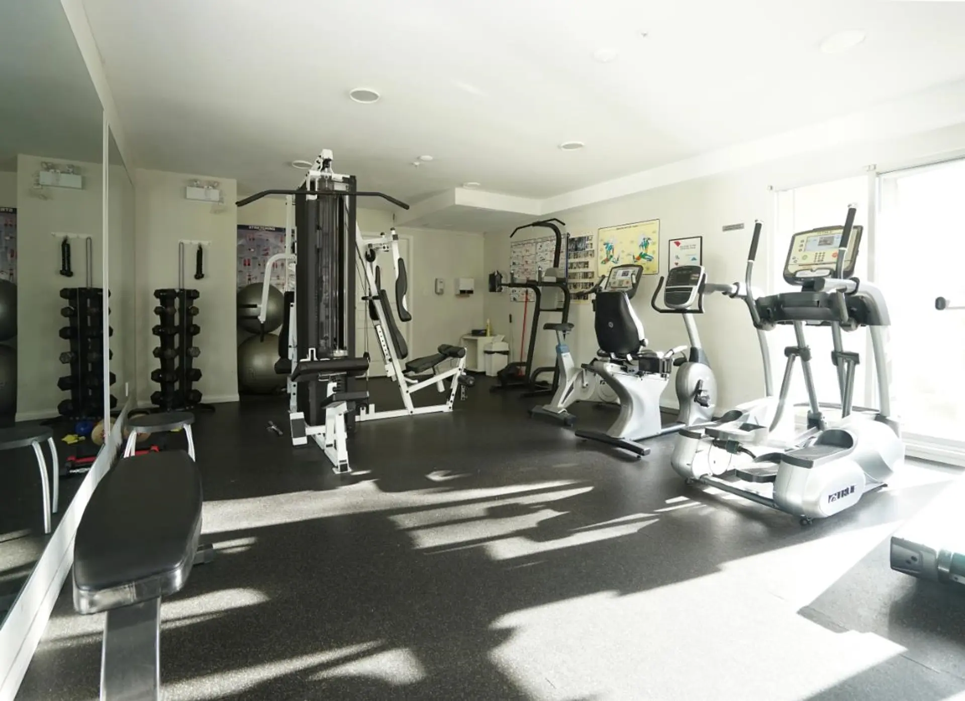 #4 8430 Jellicoe Street - Image 16