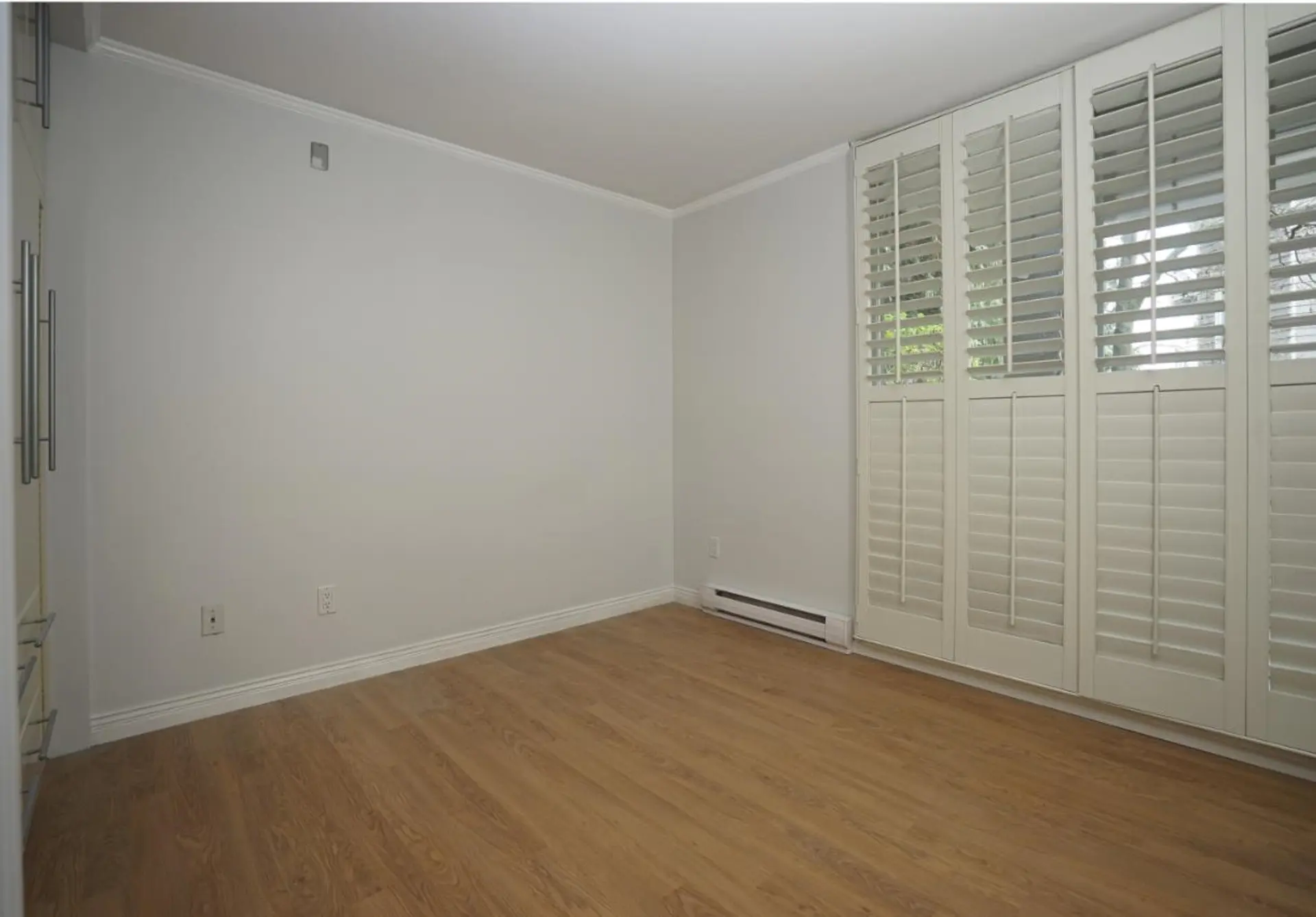 #4 8430 Jellicoe Street - Image 8