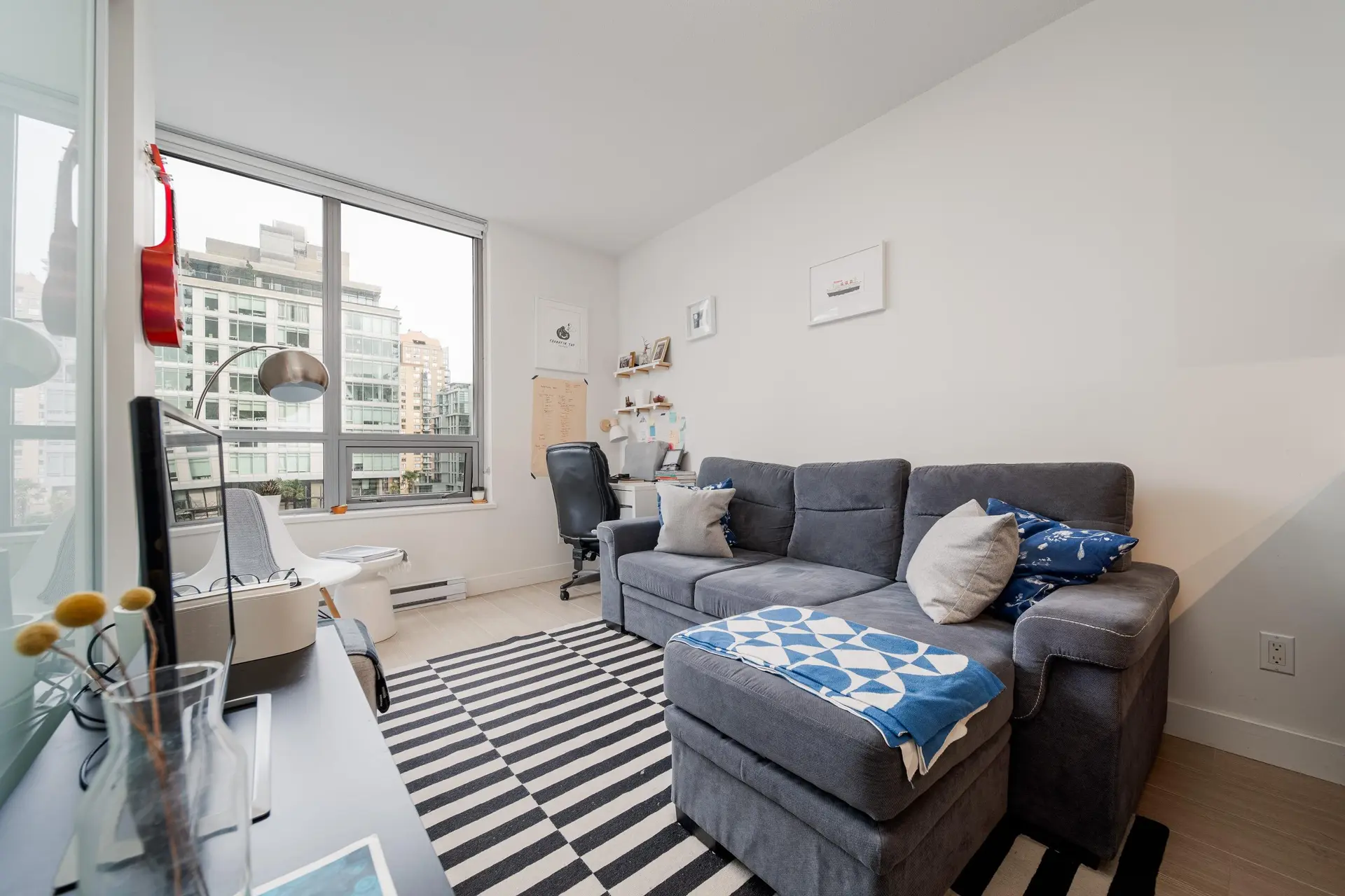 #1003 1308 Hornby Street - Image 9