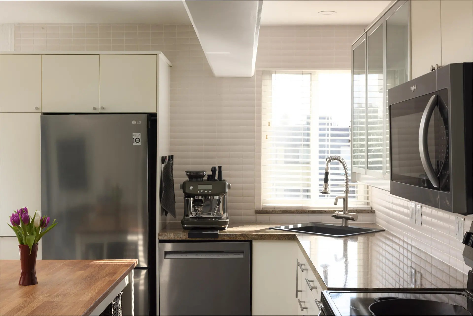 #306 341 Mahon Avenue - Image 4