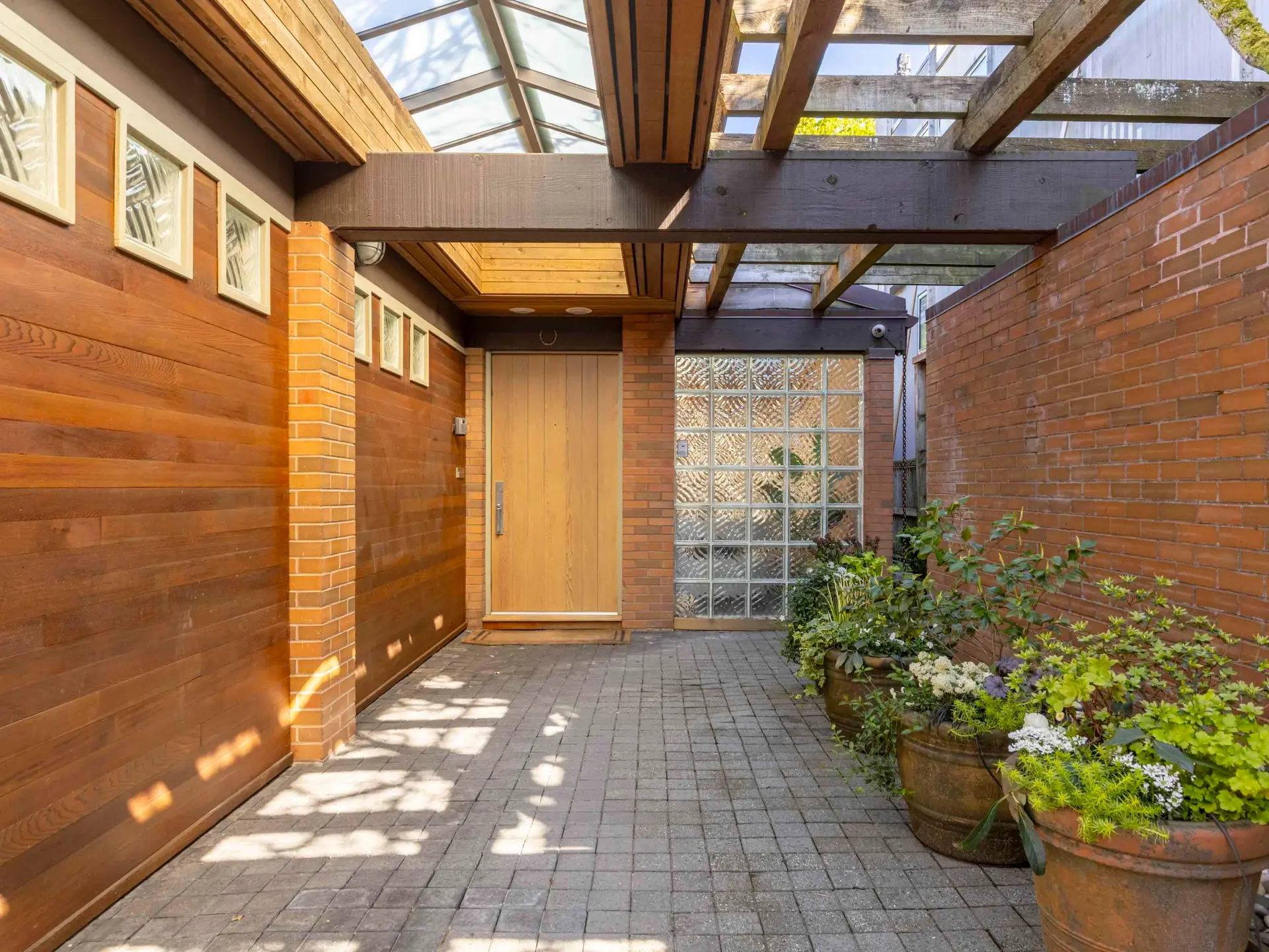 5012 Maple Street - Image 2