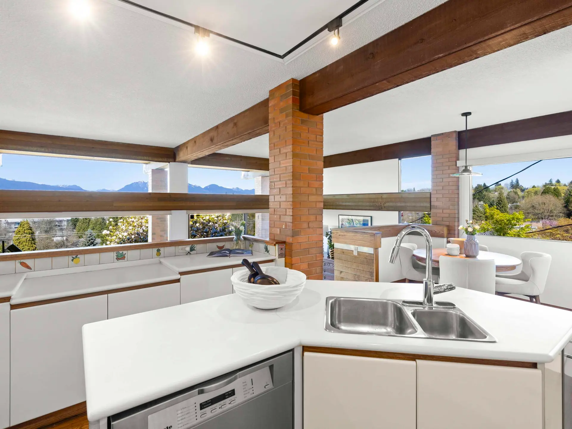 5012 Maple Street - Image 5