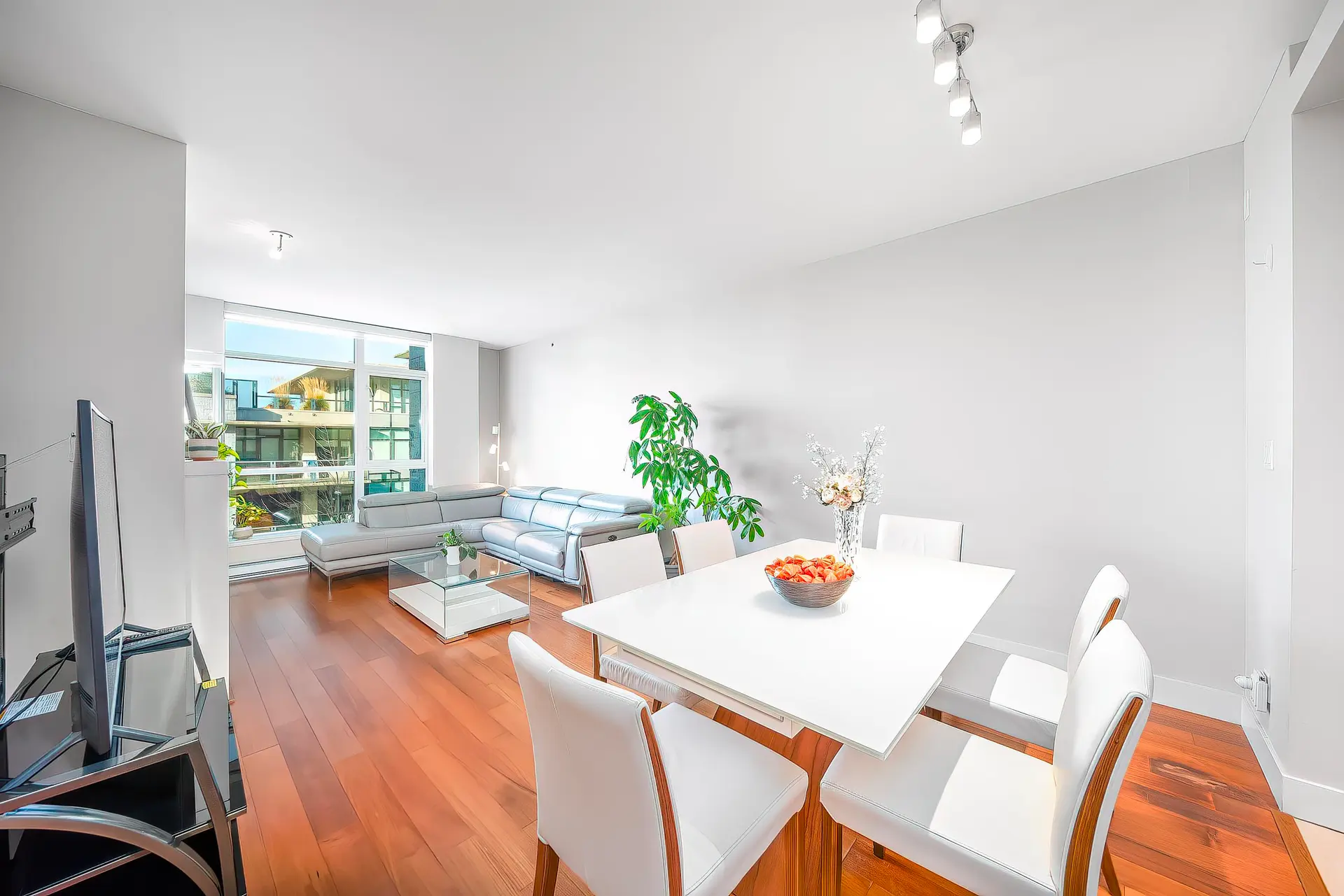 #404 6080 Iona Drive - Image 3