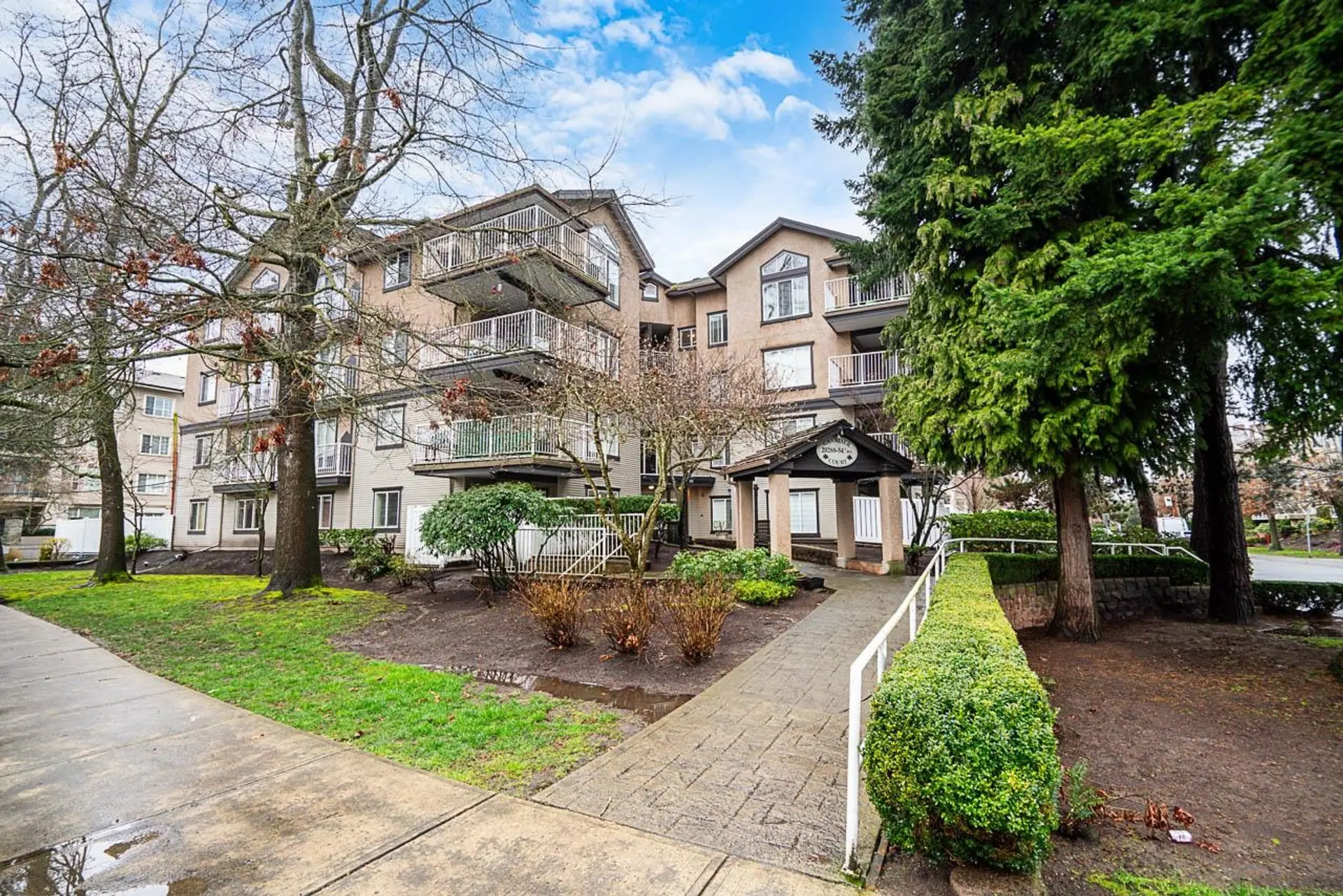 Property at #304 20288 54 Avenue, Langley, BC