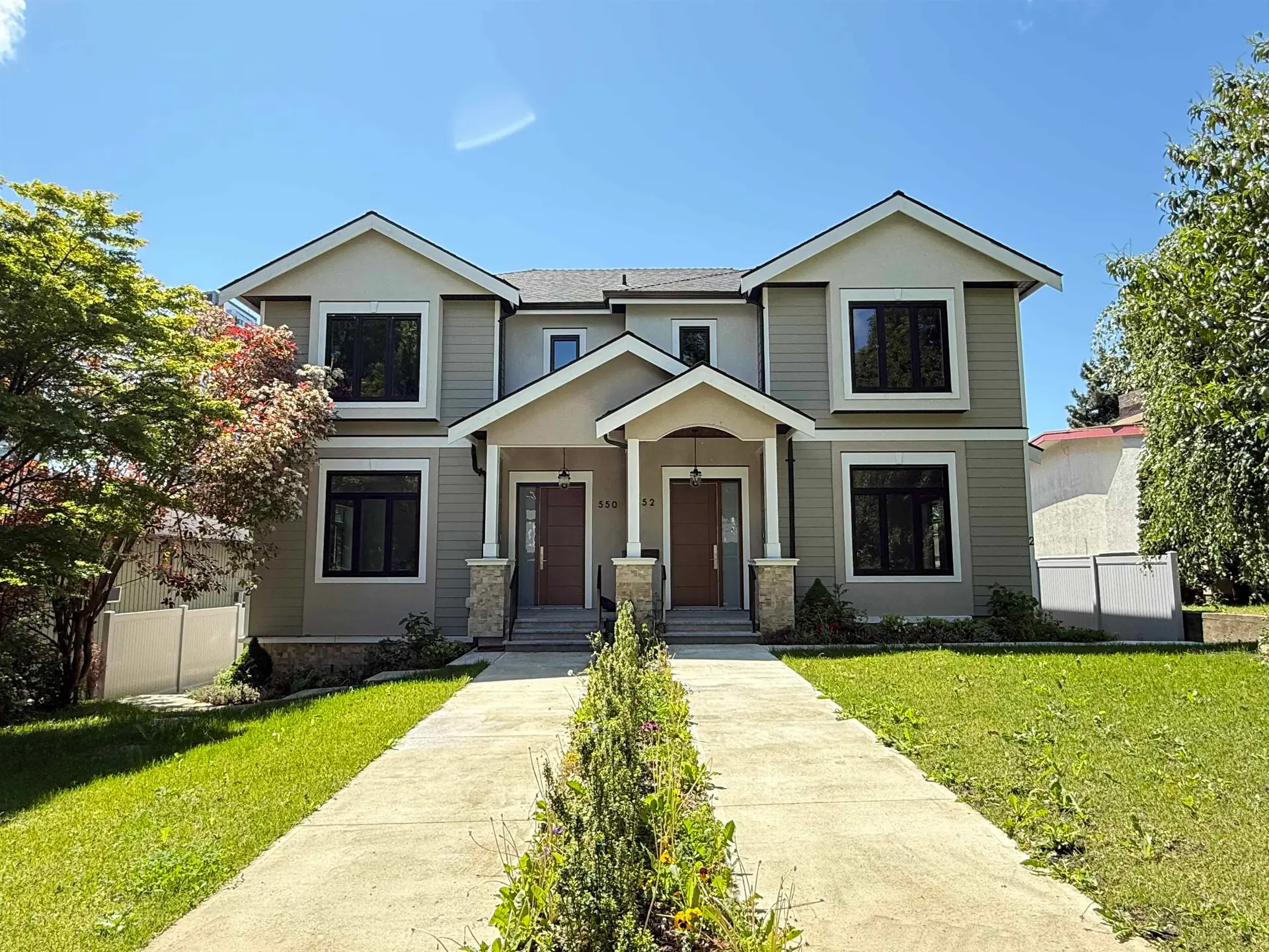 Property at 550 W 64th Avenue, Vancouver, BC