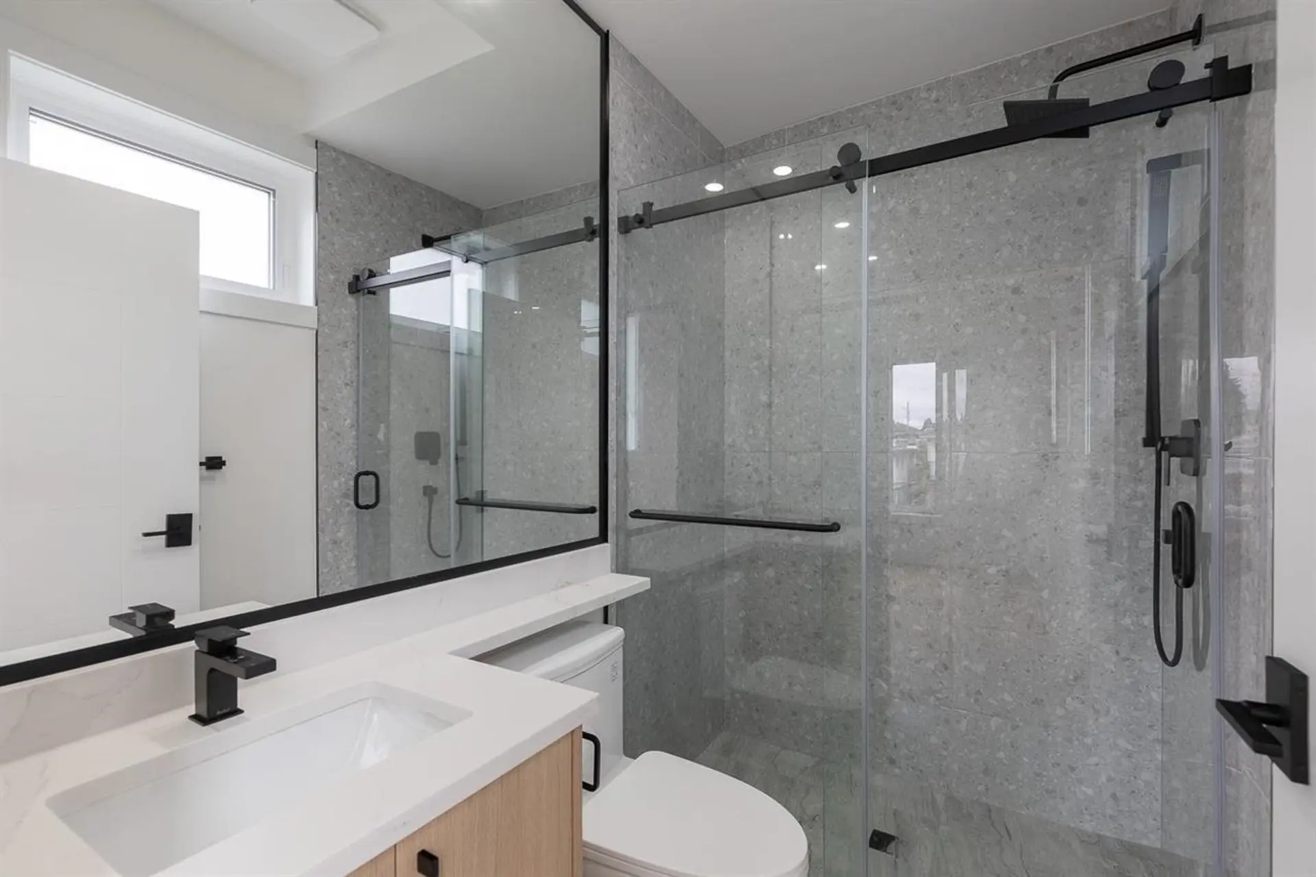 #2 6964 Inverness Street - Image 12