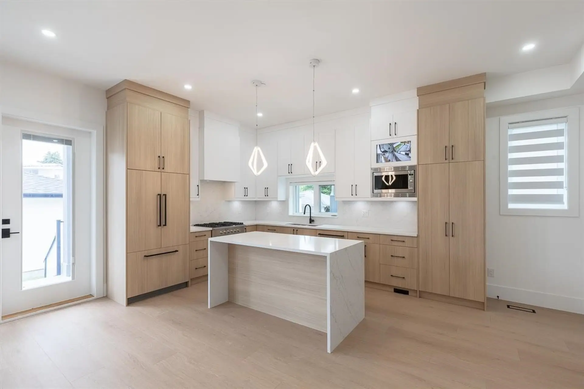 #2 6964 Inverness Street - Image 4