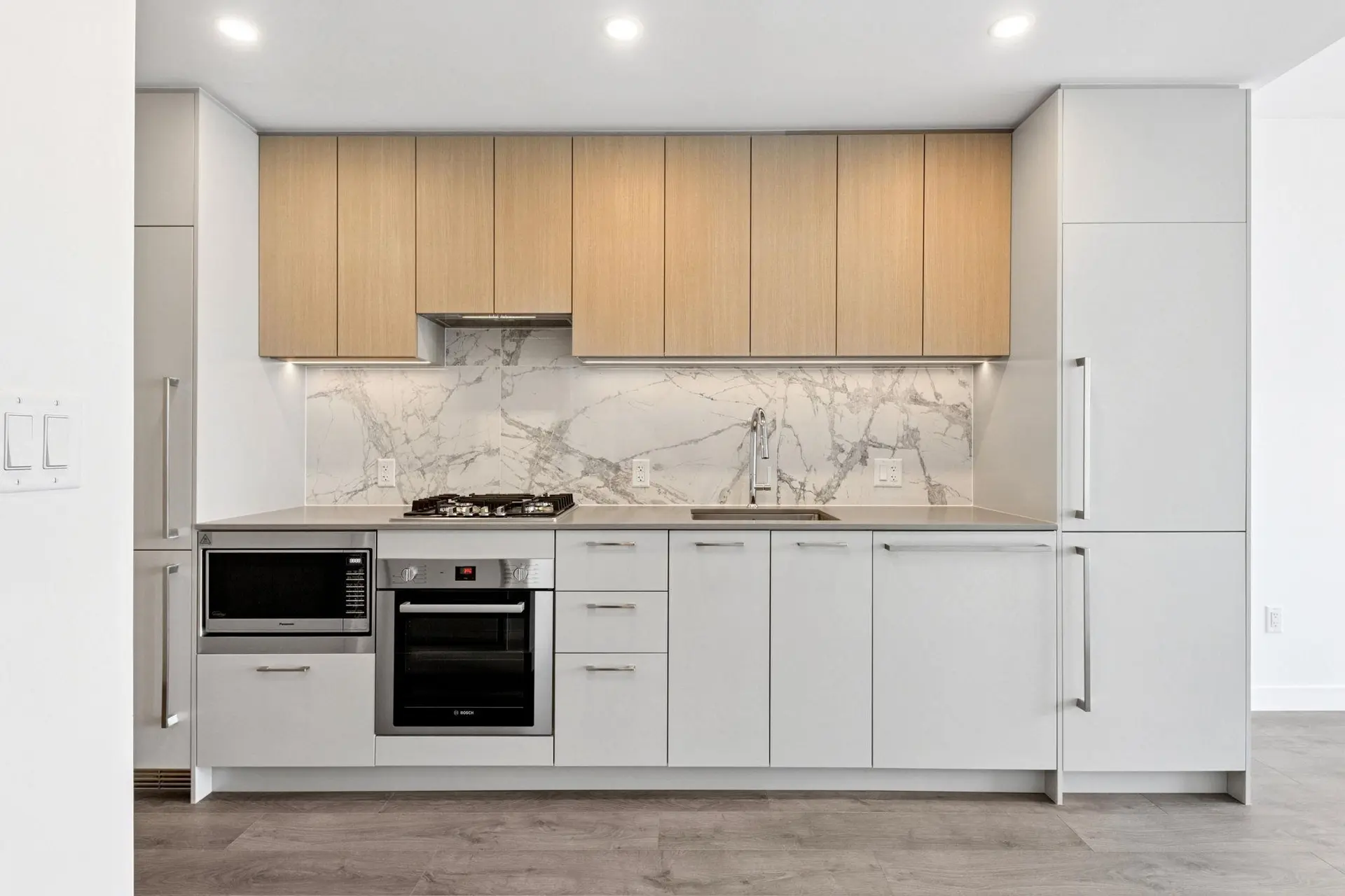 Property at #3208 6468 Willingdon Avenue, Burnaby, BC