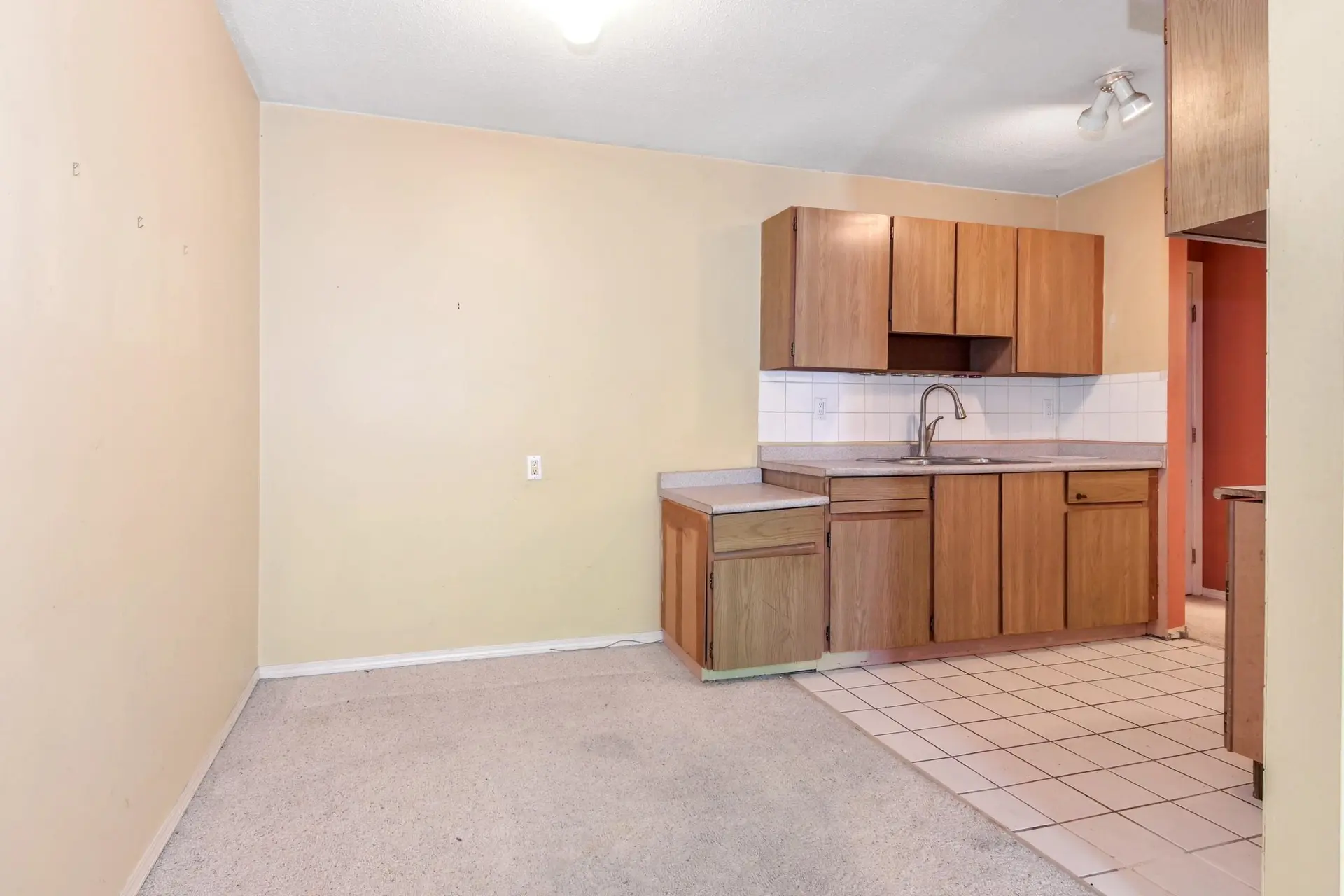 #302 1442 Blackwood Street - Image 8