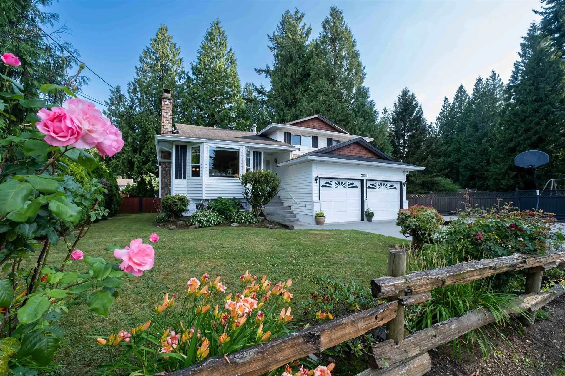 Property at 33232 Keats Court, Abbotsford, BC