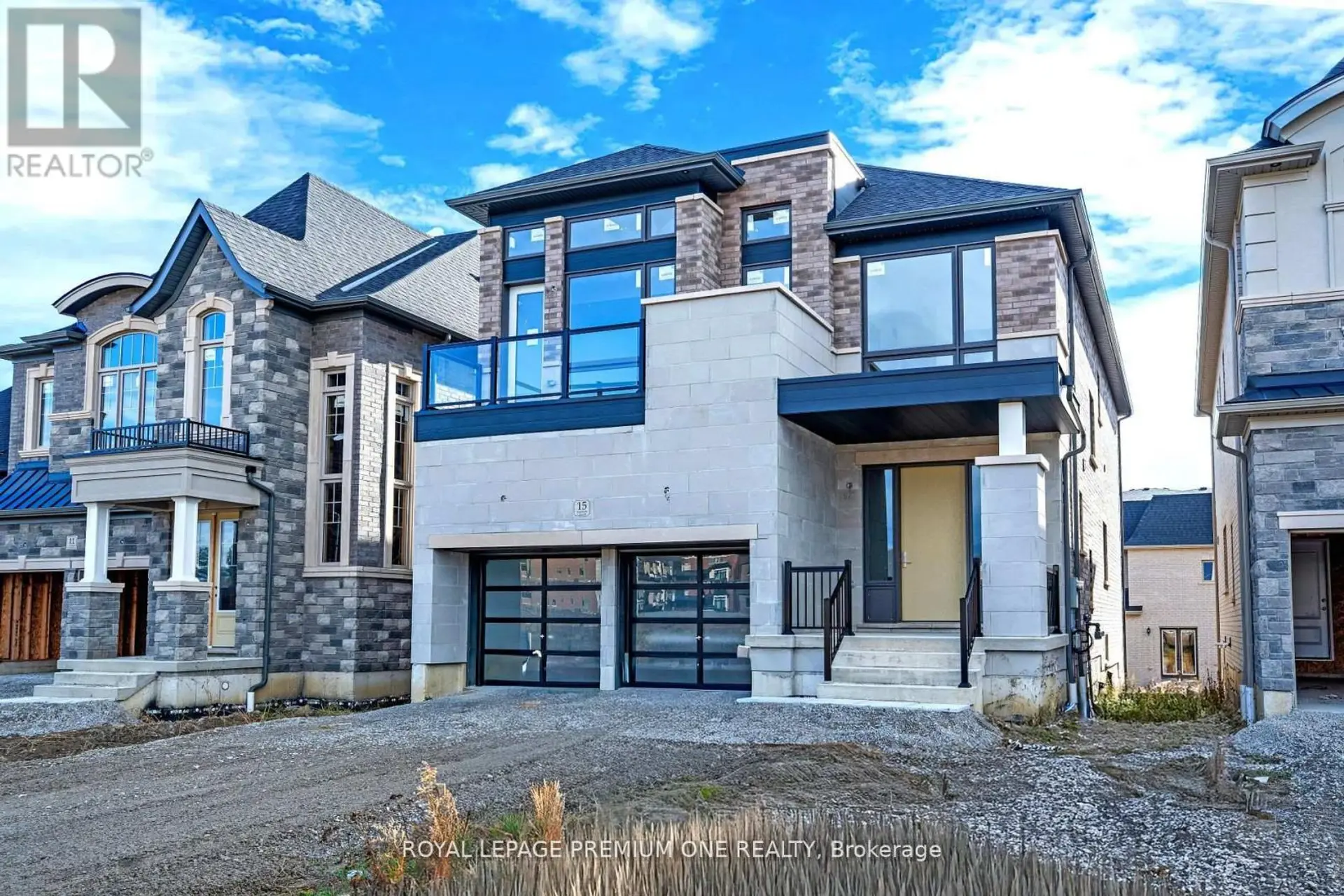 15 ANTONIETTA CRESCENT - Image 2