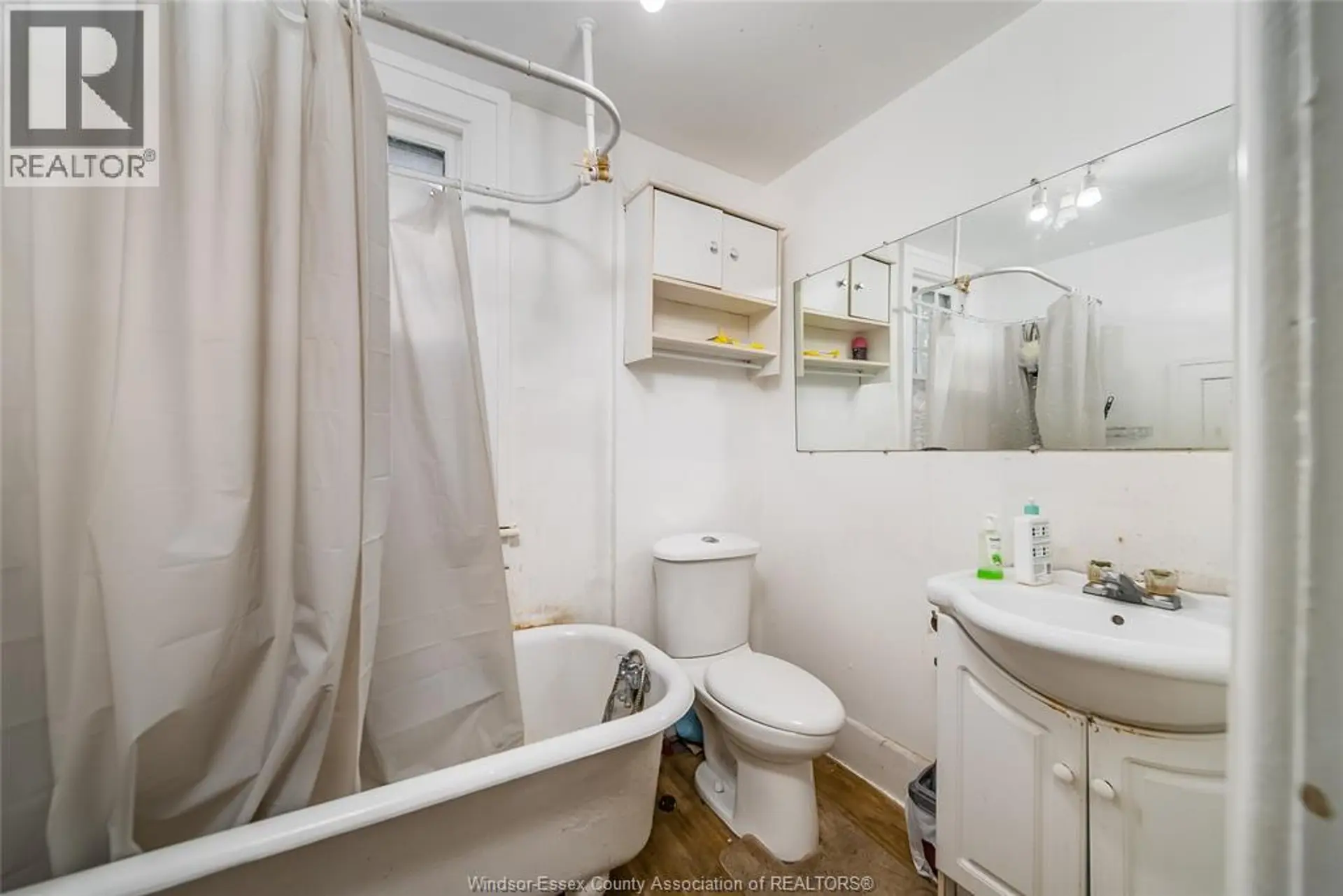 3245 BABY STREET - Image 10