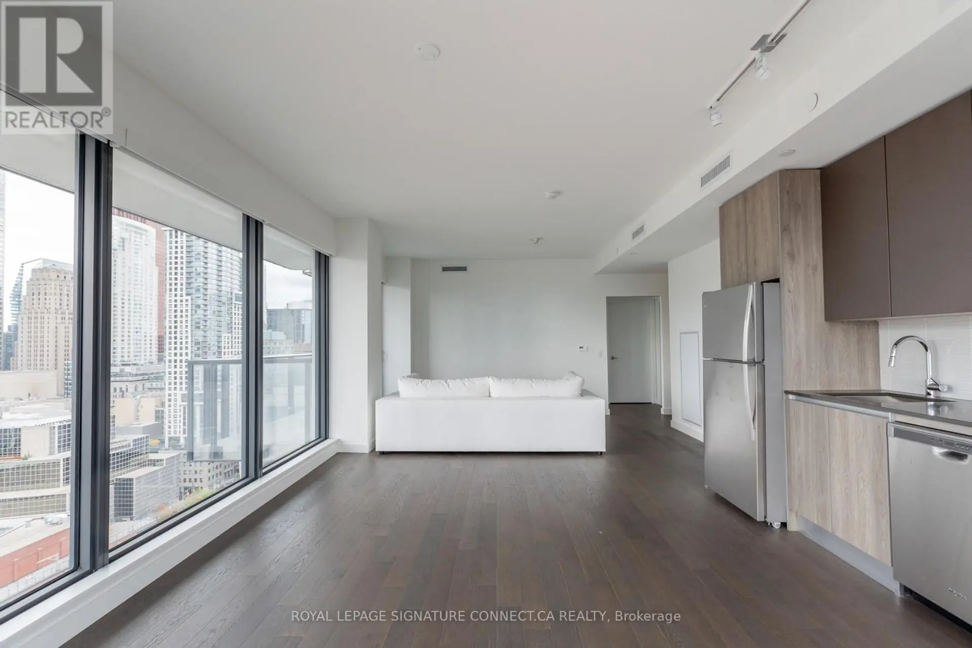 #2703 2A CHURCH STREET - Image 8